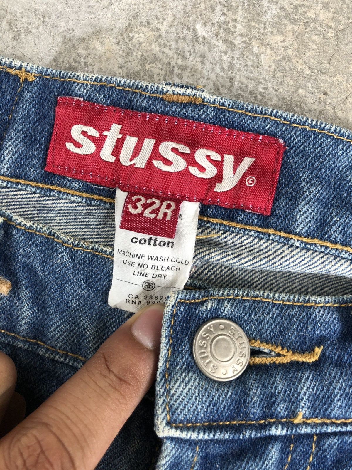 Stussy Stussy Baggy Jeans Distressed Jeans Size US 31 - 21 Thumbnail
