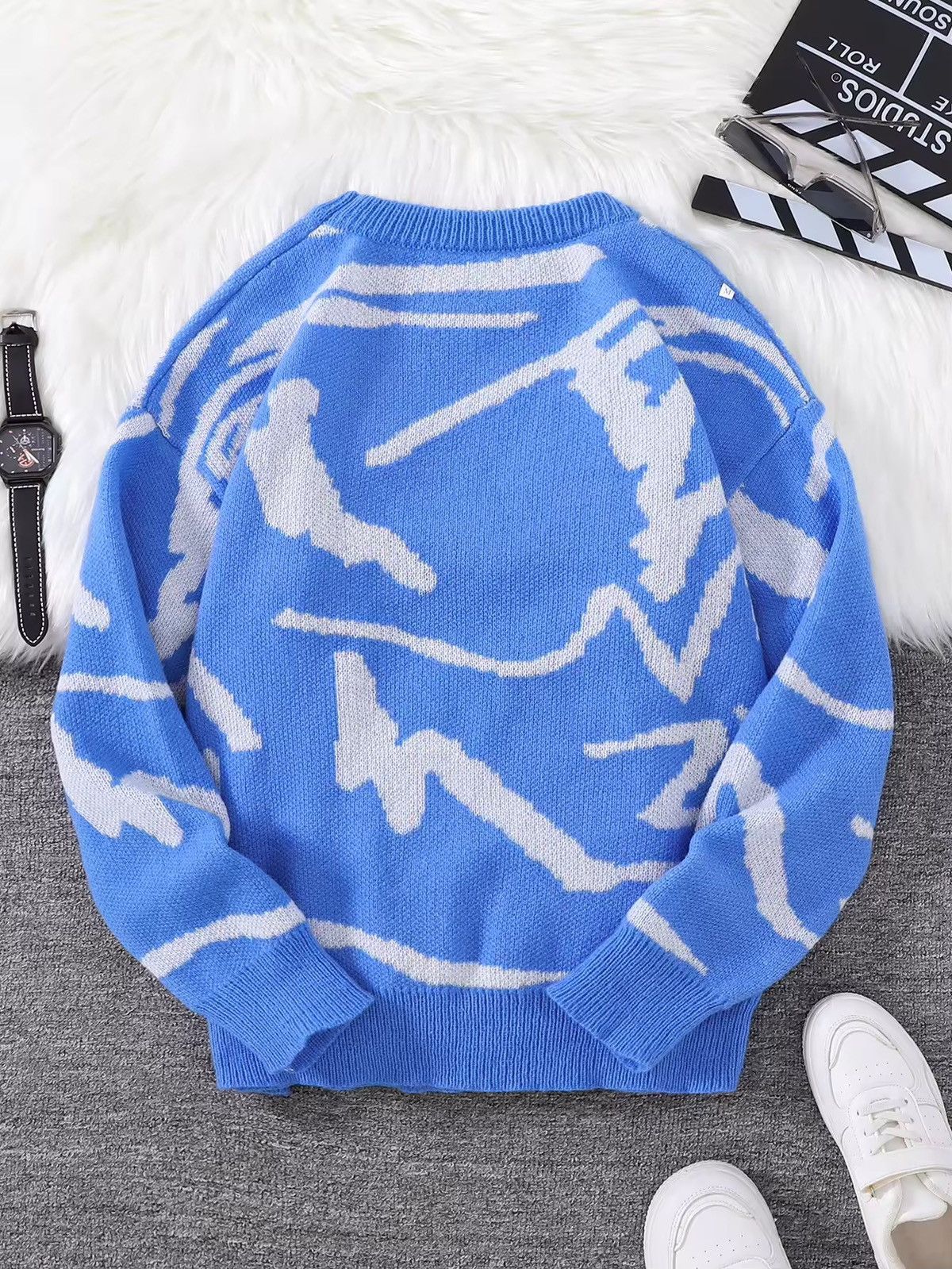 Japanese Brand Round Neck Contrast Color Knitted Sweatshirt Size US M / EU 48-50 / 2 - 4 Thumbnail