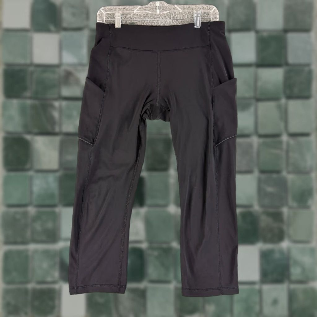 Lululemon Lululemon Pace Revival Crop Leggings Womens 8 Black Pull On Luxtreme Yoga Crop Leggings Womens Size 8 Black Luxtreme Yoga Size 30" / US 8 / IT 44 - 1 Thumbnail