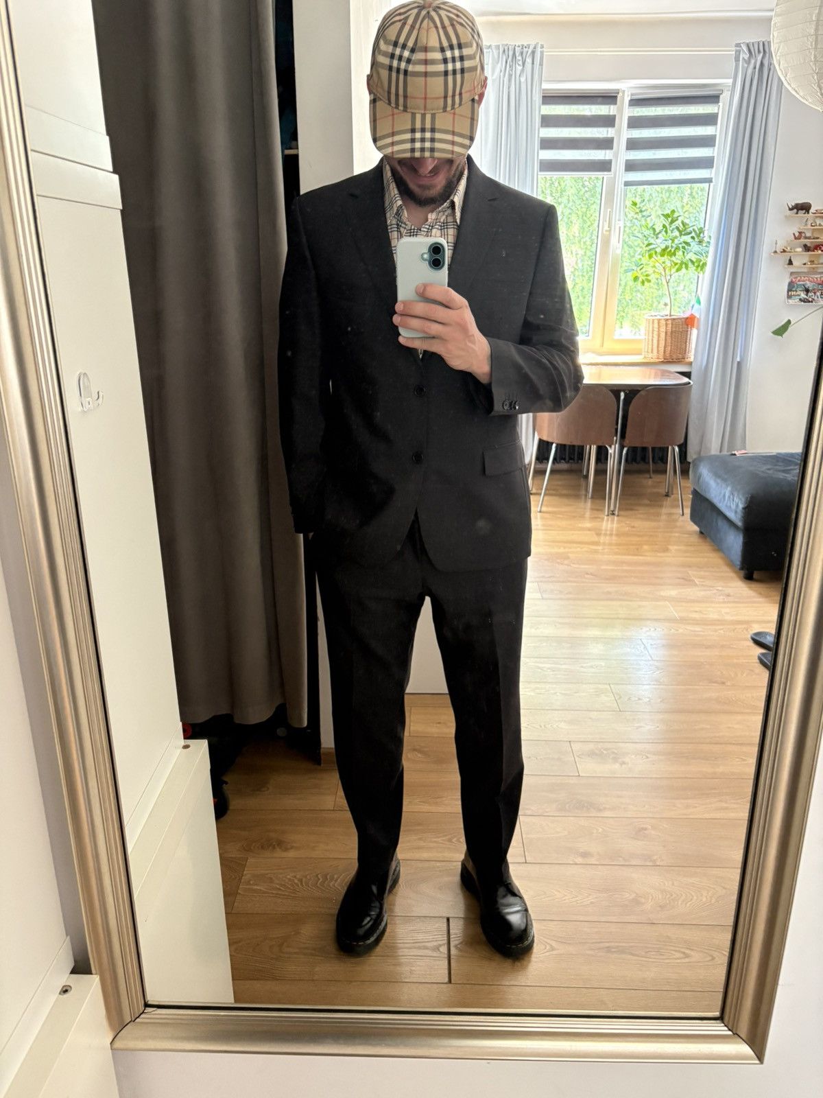 Daniel Hechter × Designer Daniel Hechter Paris Men’s Suit – 80% Wool / 20% Silk – Size 52L - 1 Thumbnail