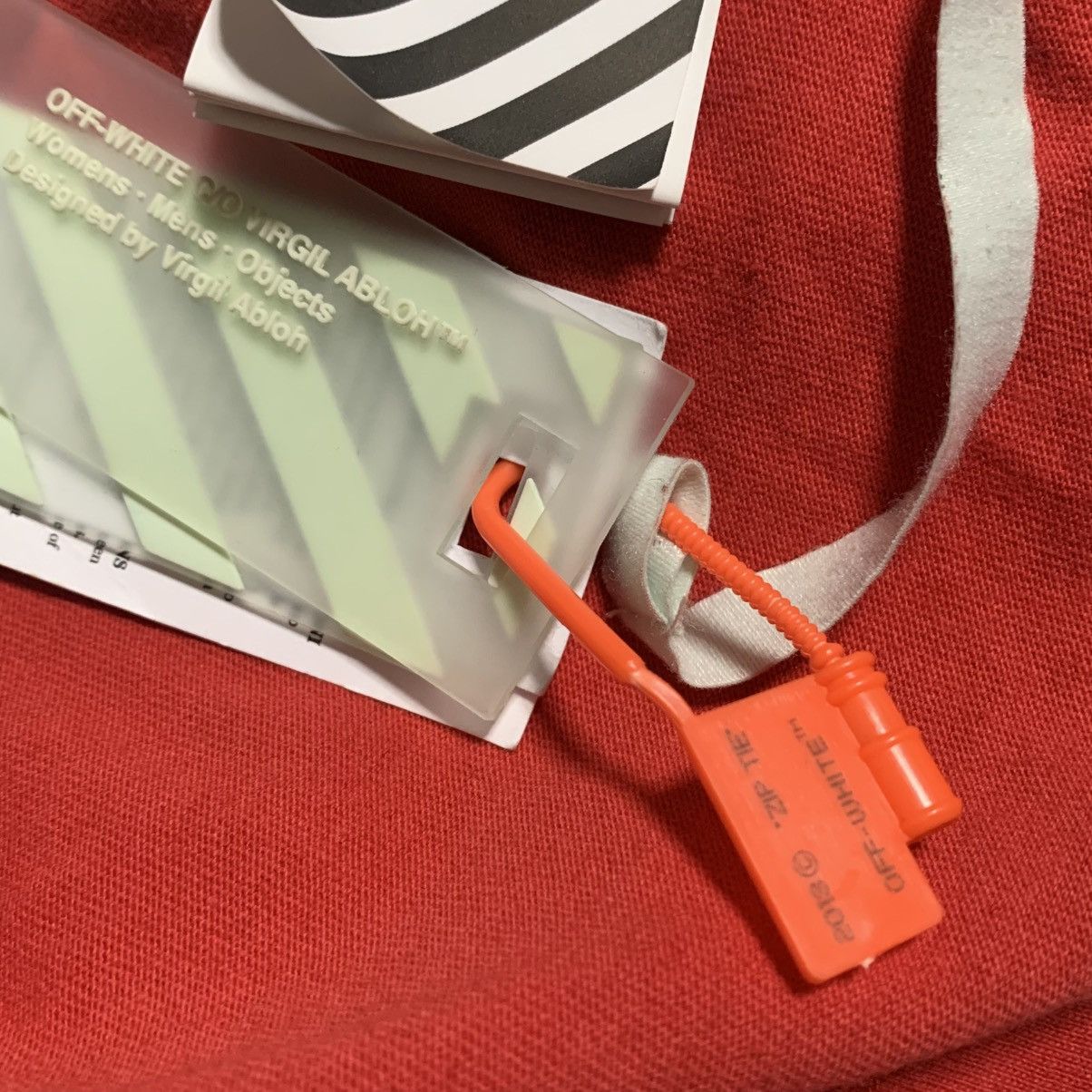 Off-White Off White Large Airport Arrows Red Tee Virgil Abloh Size US L / EU 52-54 / 3 - 9 Thumbnail