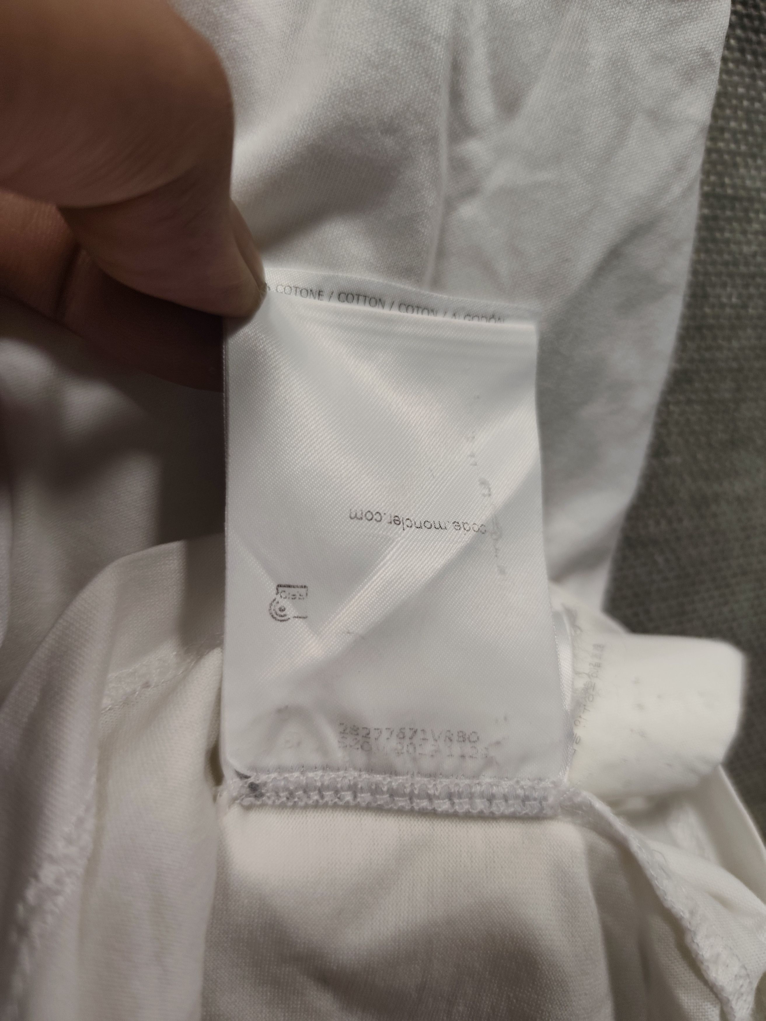 Moncler Moncler tee Size US L / EU 52-54 / 3 - 13 Thumbnail