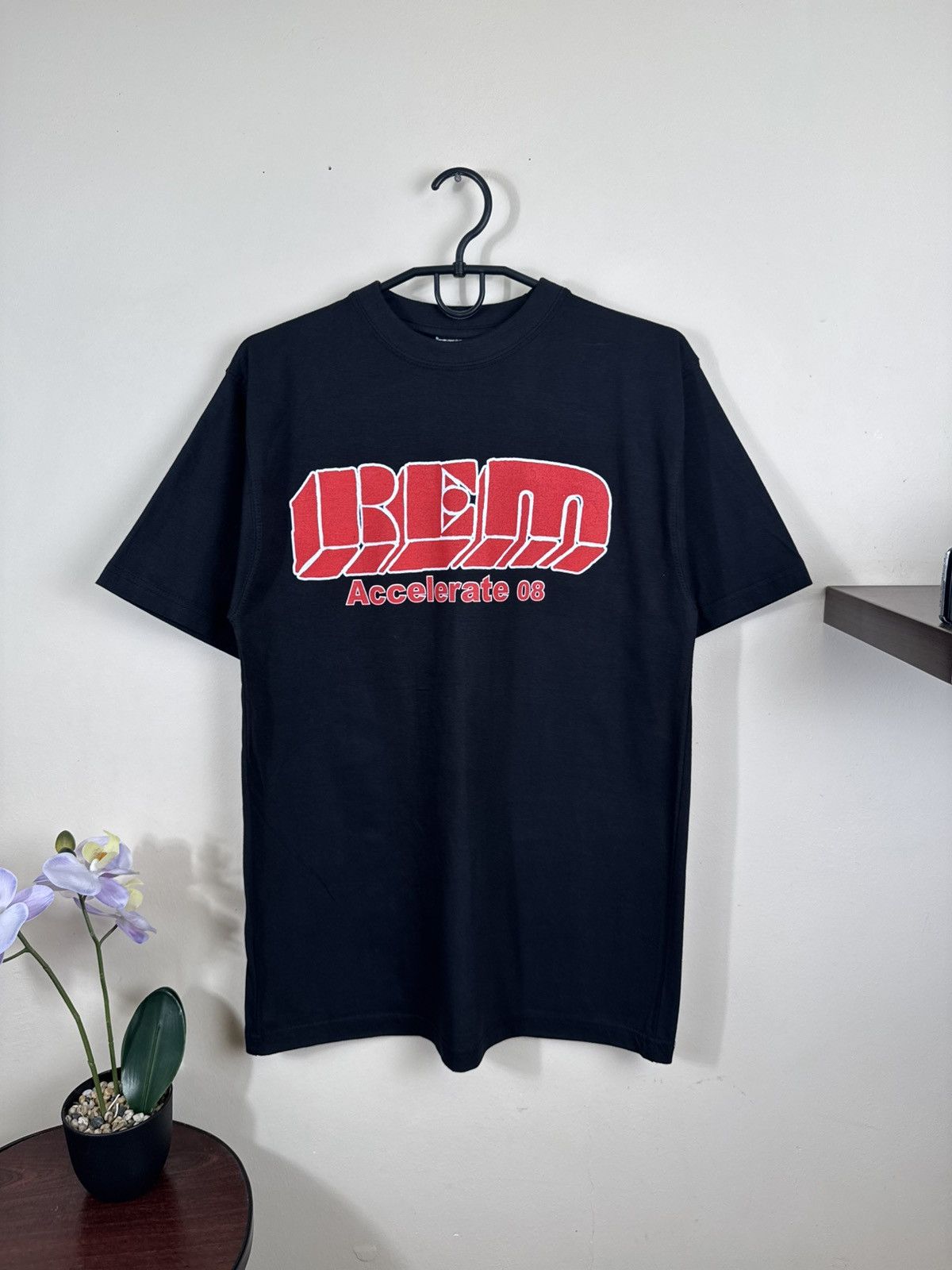 Vintage Vintage REM Band 2008 Accelerate T shirt Black Sz S Size US S / EU 44-46 / 1 - 2 Thumbnail