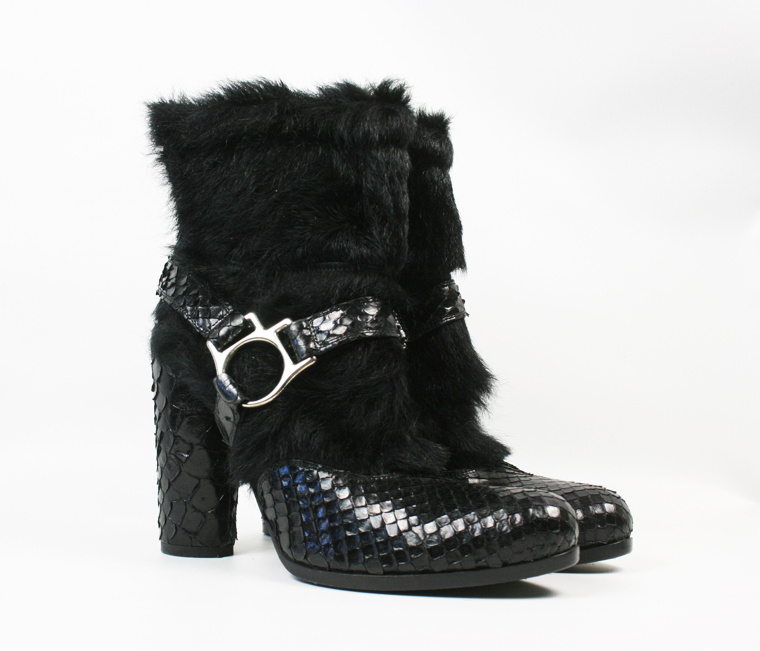 Gianni Barbato 00S Avant Garde Chewbacca Straps Fur Heeled Boots Vintage Size US 9 / IT 39 - 2 Thumbnail