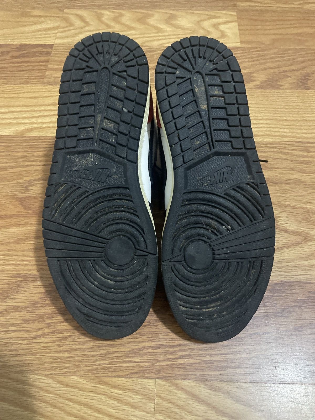 Jordan Brand × Nike Vintage custom jordan 1 mids Size US 10.5 / EU 43-44 - 5 Thumbnail