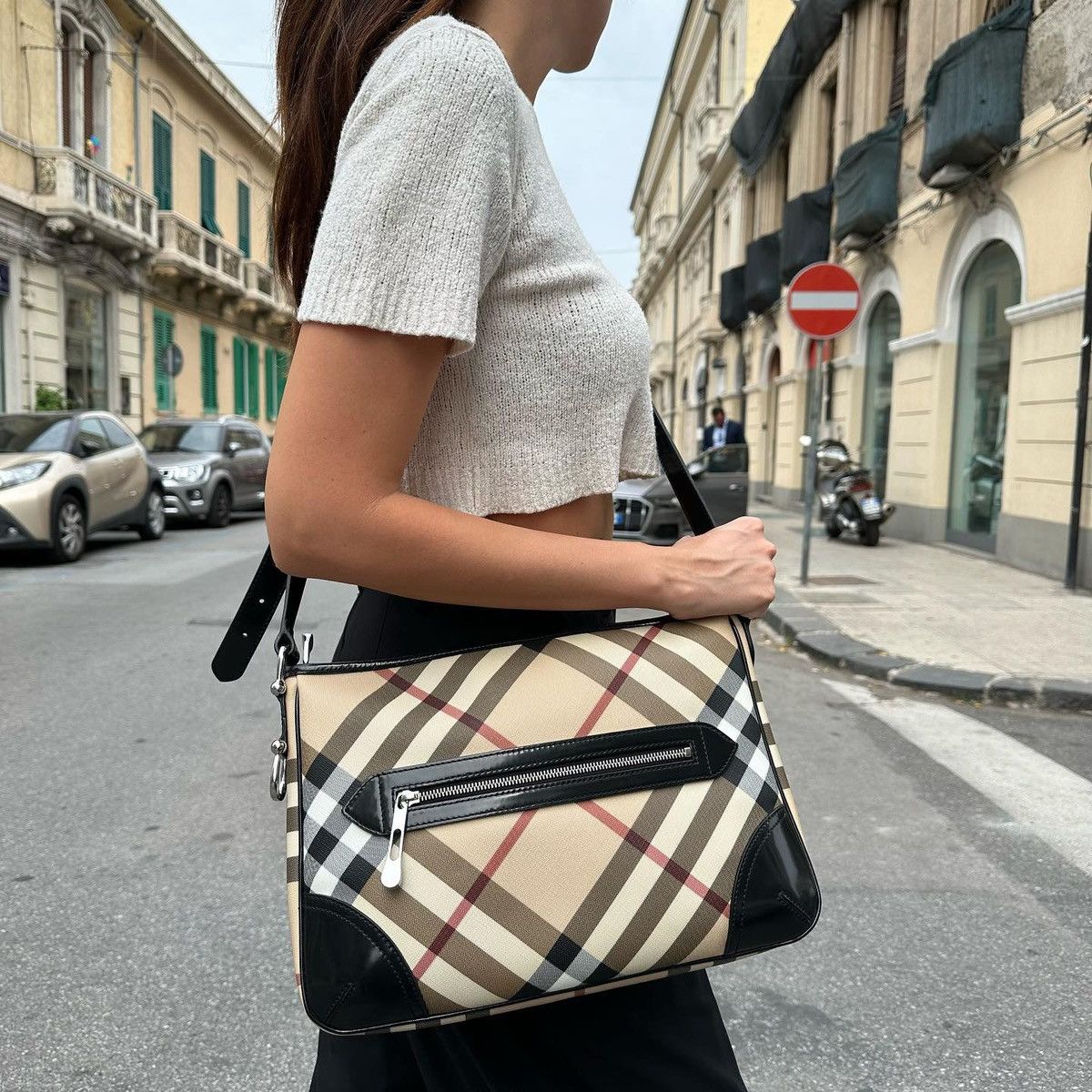 Burberry Authentic BURBERRY Nova Check Shoulder Bag Size ONE SIZE - 10 Thumbnail