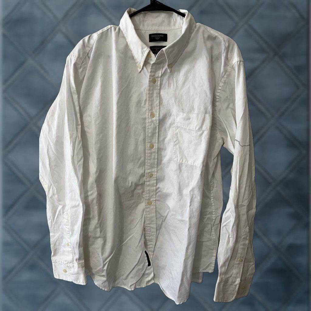 Dockers Dockers Shirt Men's White Solid Stain Defender No Wrinkles Button-Up XL Mens Size US XL / EU 56 / 4 - 1 Thumbnail