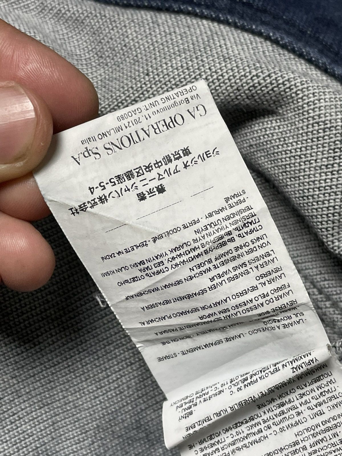 Armani Exchange × Vintage ARMANI EXCHANGE Distressed Ripped Jeans (91) Size US 33 - 12 Thumbnail