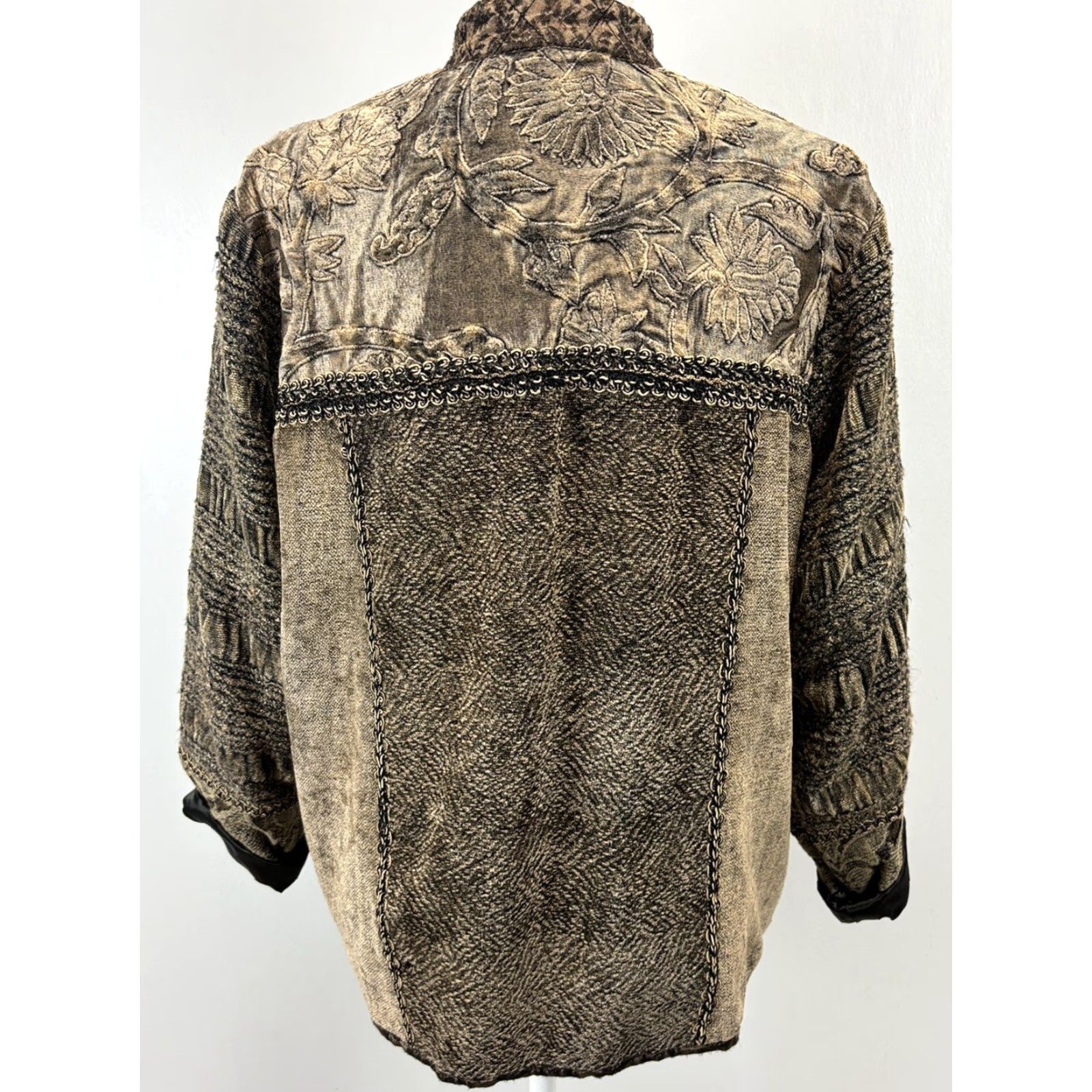 Velour VINTAGE Flashback Velour Jacket Embroidered Lace Women Mid-Length Brown Green 90s Retro Boho Velvet Jacket Womens M Size M / US 6-8 / IT 42-44 - 3 Thumbnail