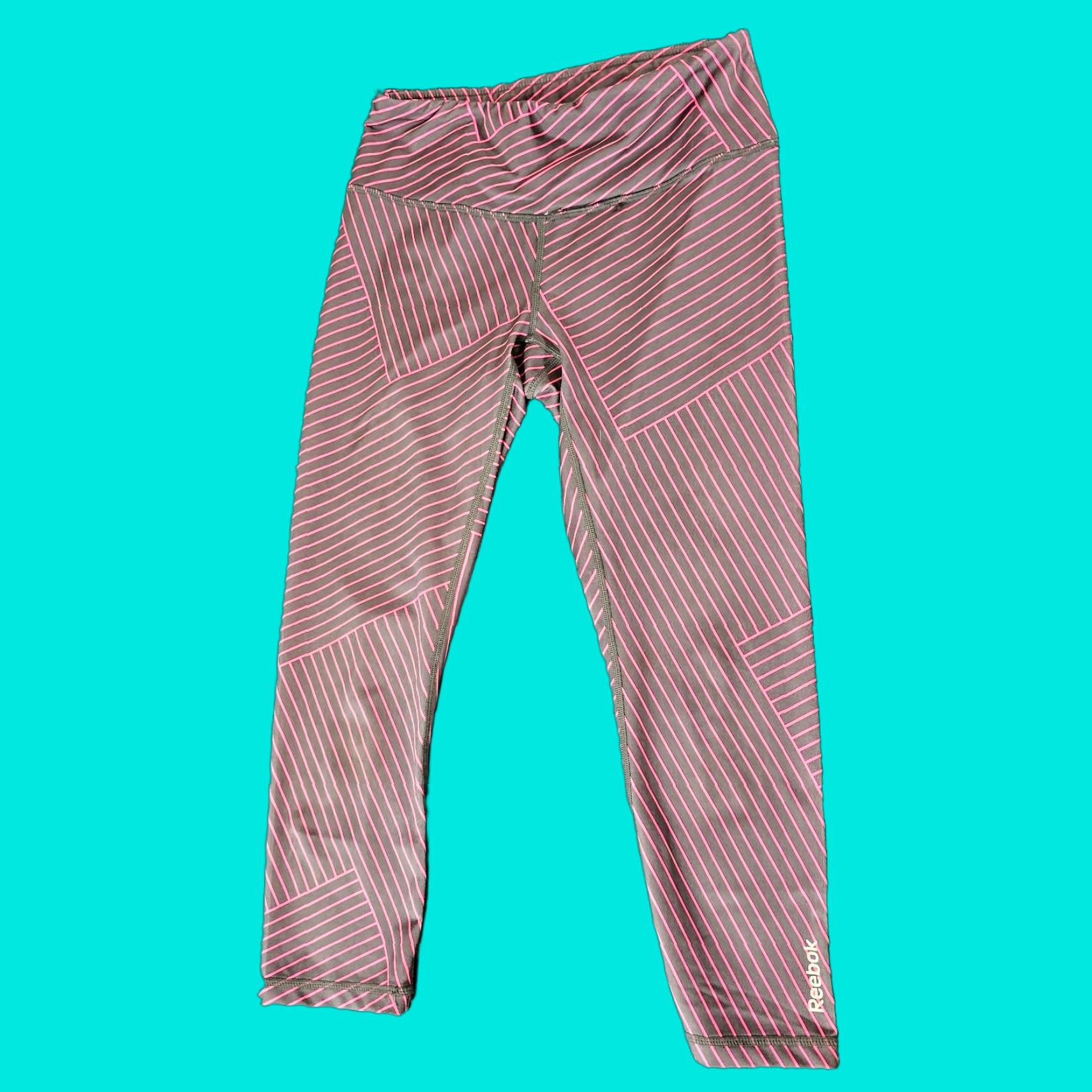 Reebok Reebok Women’s Leggings XS Cropped Gray Pink Stripe Athletic Gym Running Size 26" / US 2 / IT 38 - 1 Thumbnail