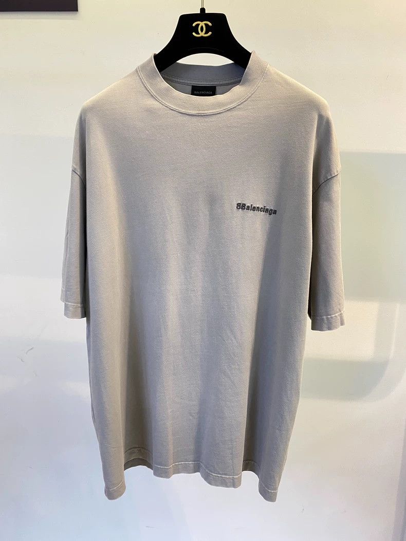 Balenciaga Balenciaga Grey double b embroidered logo short sleeves Size US S / EU 44-46 / 1 - 1 Thumbnail