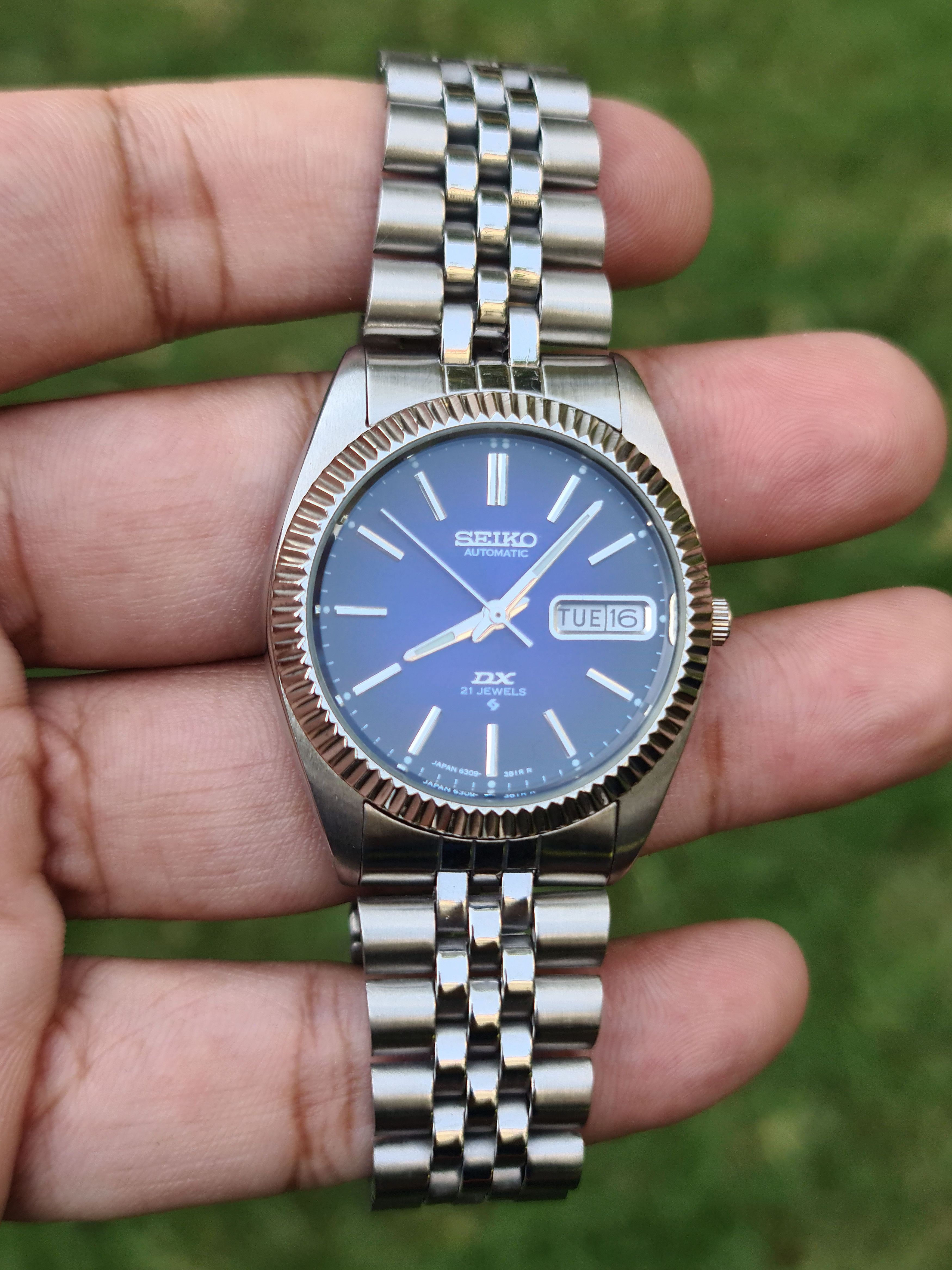 Japanese Brand Seiko DX Automatic Fluted Bazel Day/Date Japan Size 36 - 5 Thumbnail