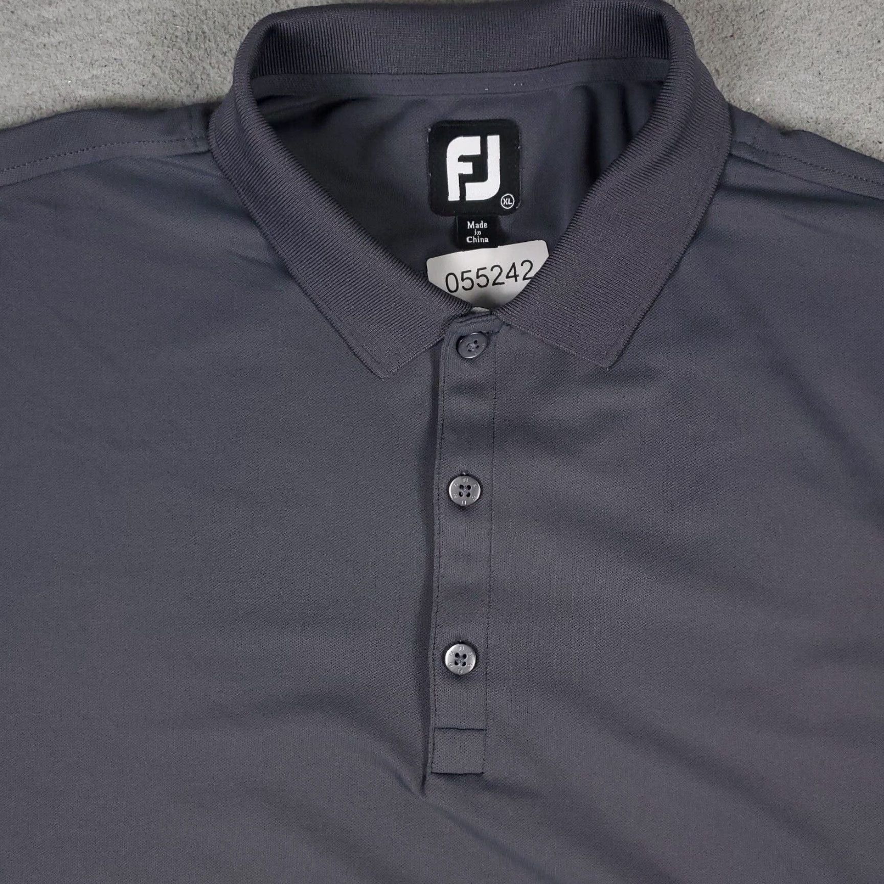 Footjoy FJ Polo Shirt Mens XL Gray Lakeshore Golf Casual Short Sleeve Shirt Size US XL / EU 56 / 4 - 2 Thumbnail