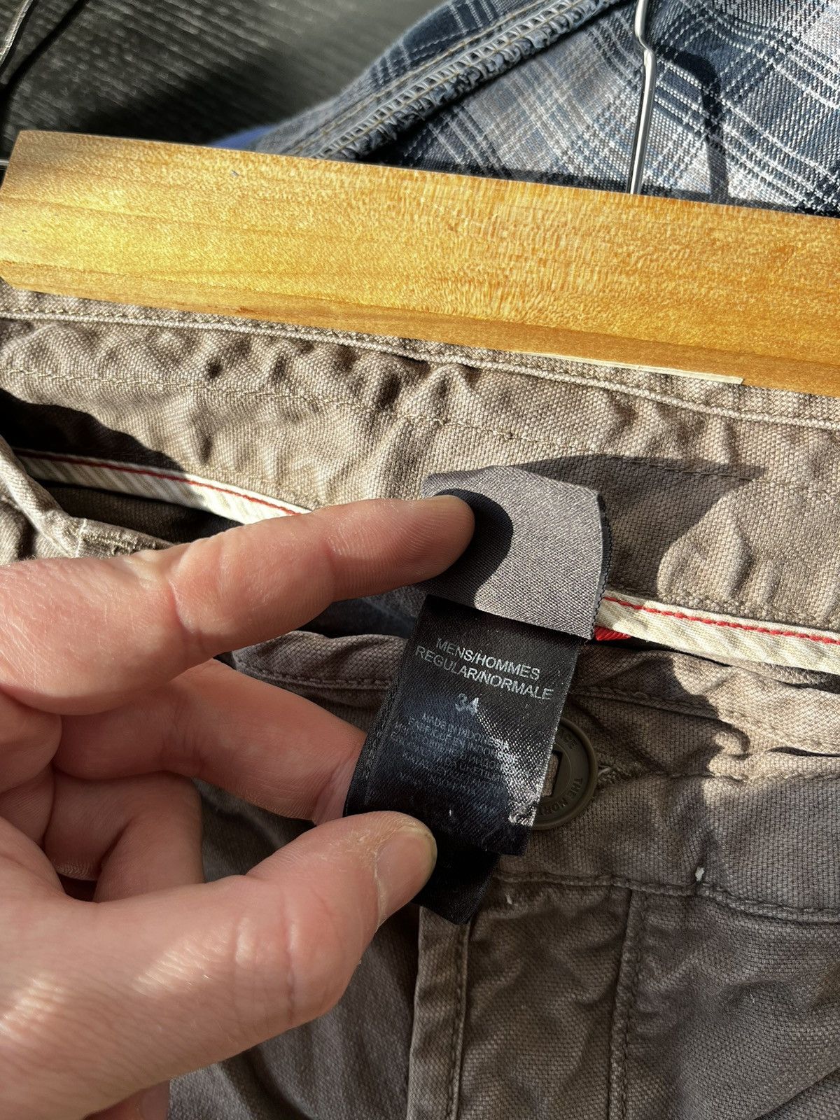 The North Face × Vintage The north face vintage pants size 34 Size US 34 / EU 50 - 19 Thumbnail