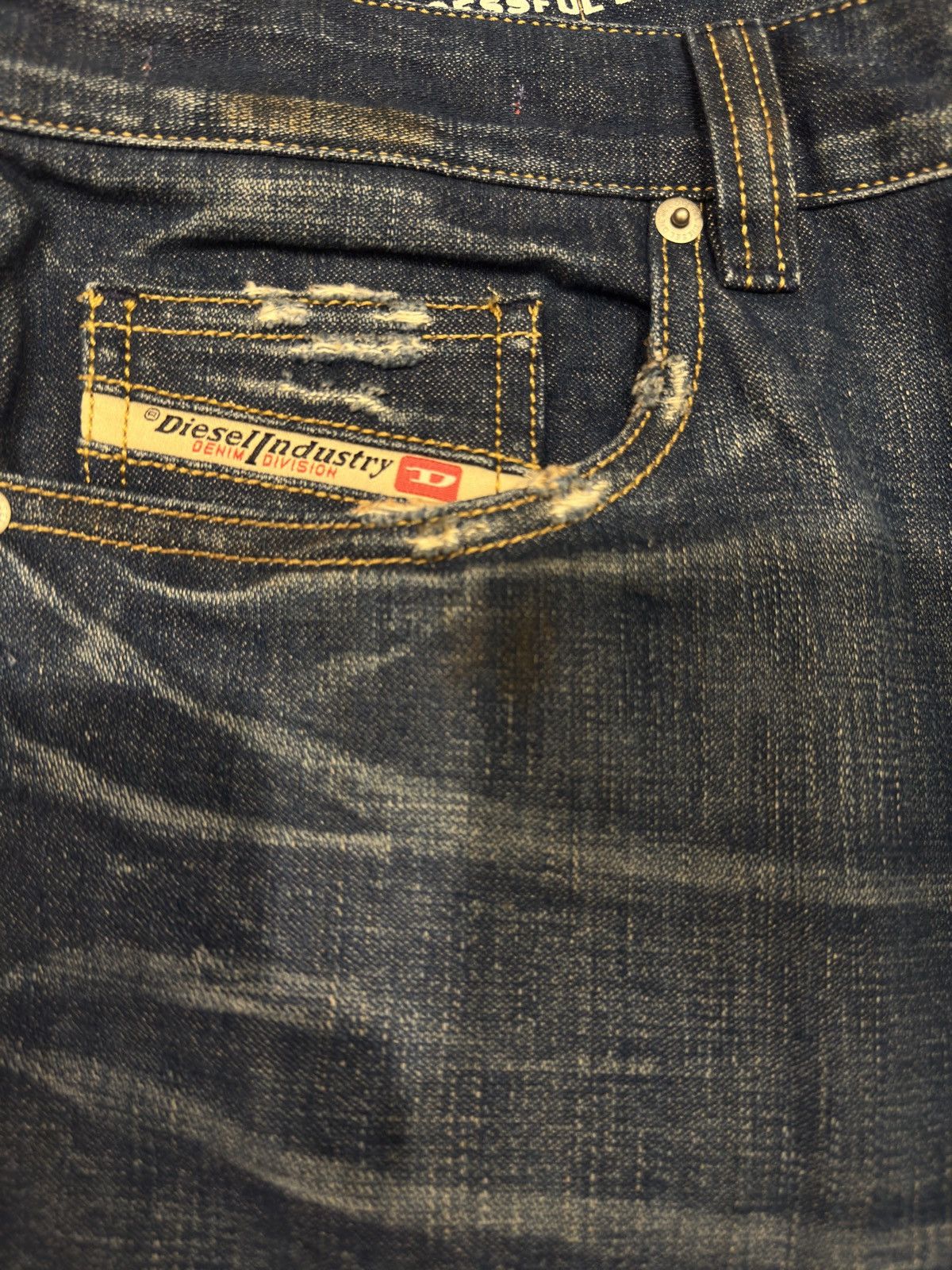 Diesel Diesel 1998 D Buck Distressed Jeans size 30 Size US 30 / EU 46 - 5 Thumbnail