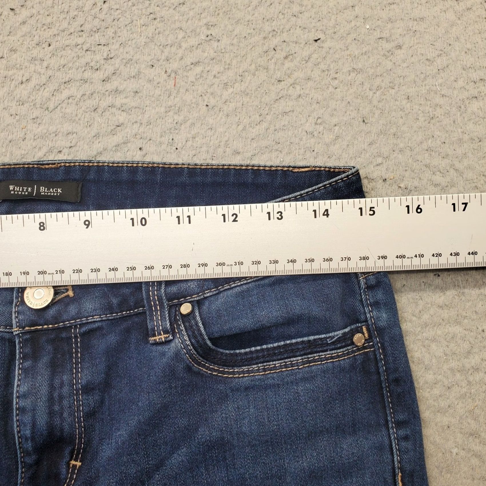 White House Black Market White House Black Market Jeans Womens Size 6 Bootcut Blue Denim Stretch Pockets 5-Pocket Design Regular Inseam 27.75" 30 Waist Mens? Women Size 28" / US 6 / IT 42 - 6 Thumbnail