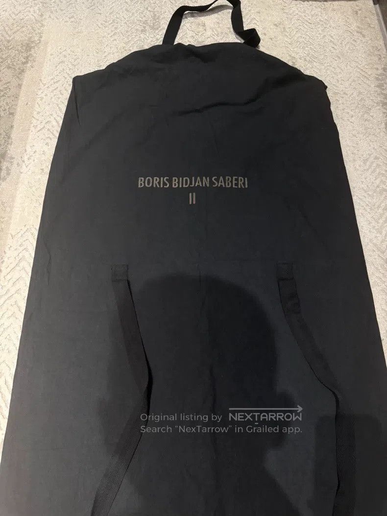 Boris Bidjan Saberi Boris Bidjan Saberi Size S White goose down Size US S / EU 44-46 / 1 - 6 Thumbnail
