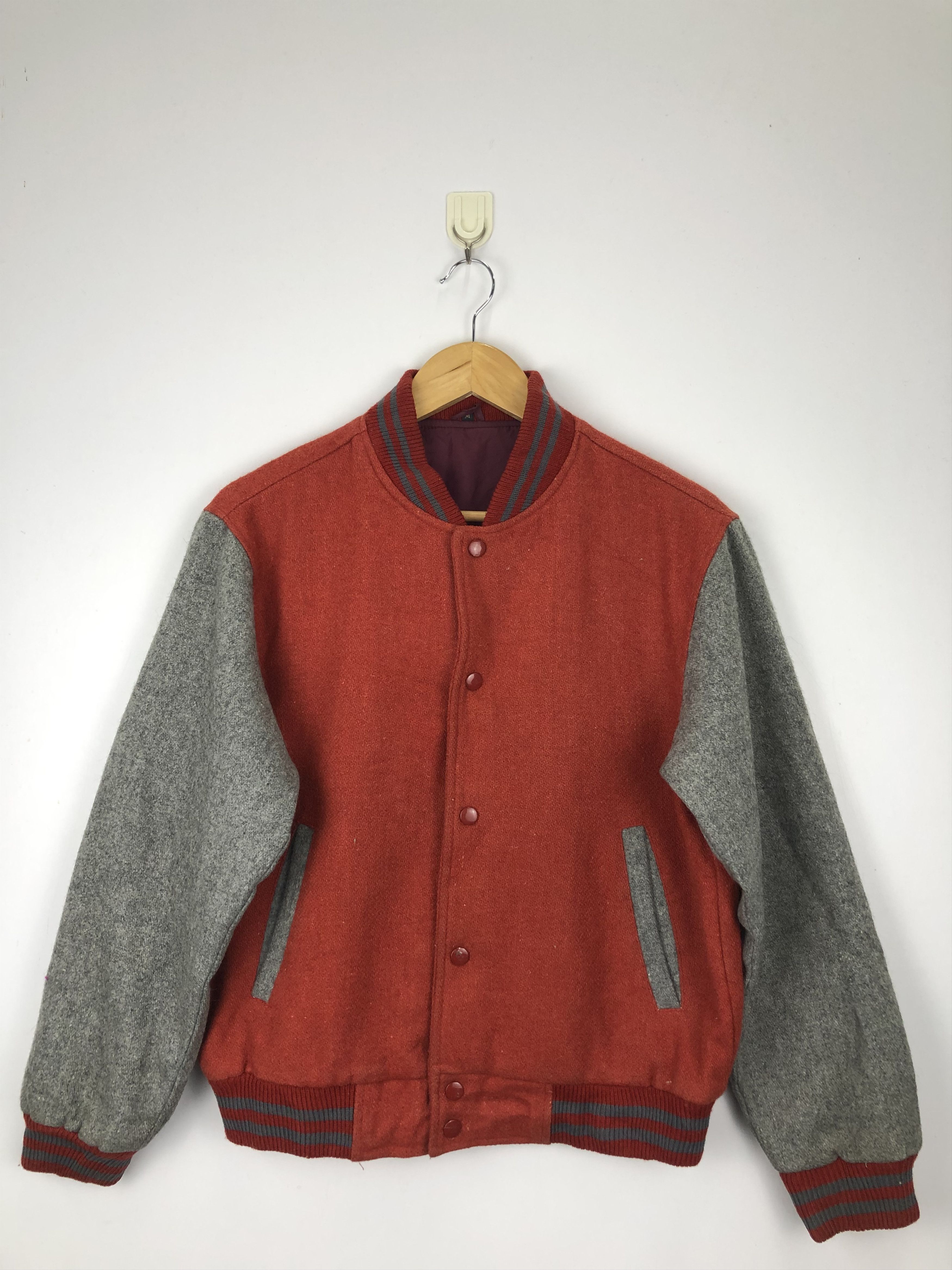 Japanese Brand Vintage 90s Japanese Brand Wool Varsity Jacket Red V0406 Size US M / EU 48-50 / 2 - 1 Thumbnail