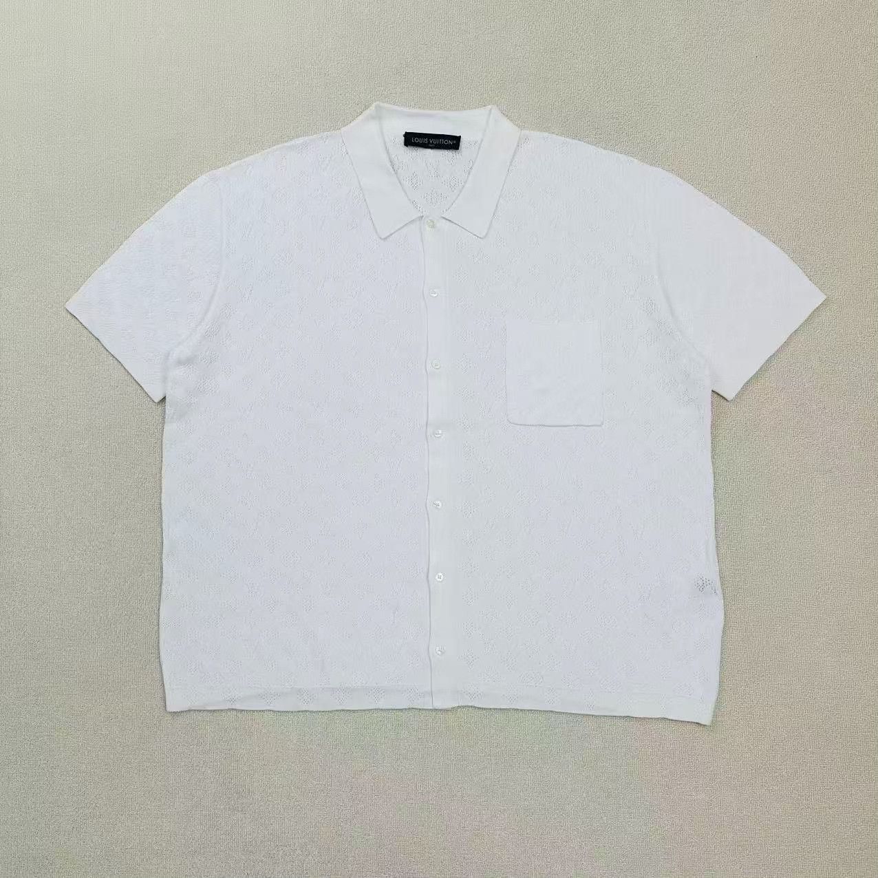 Louis Vuitton Louis Vuitton Monogram Short Sleeve Shirt Size US XL / EU 56 / 4 - 1 Thumbnail