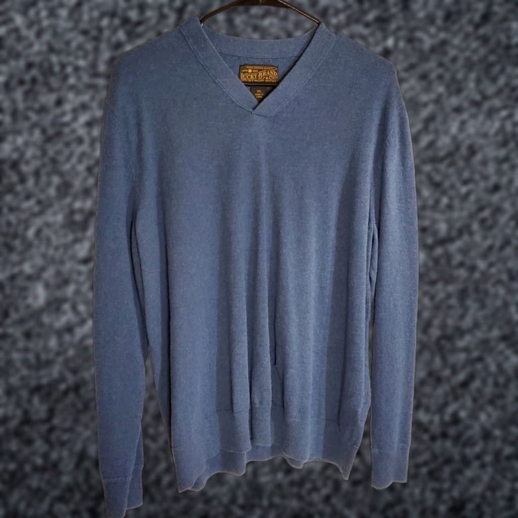 Lucky Brand VINTAGE Lucky Brand XL Men’s V-Neck LS Pullover Sweater Blue - Men’s Small Accessories? Size US XL / EU 56 / 4 - 1 Thumbnail