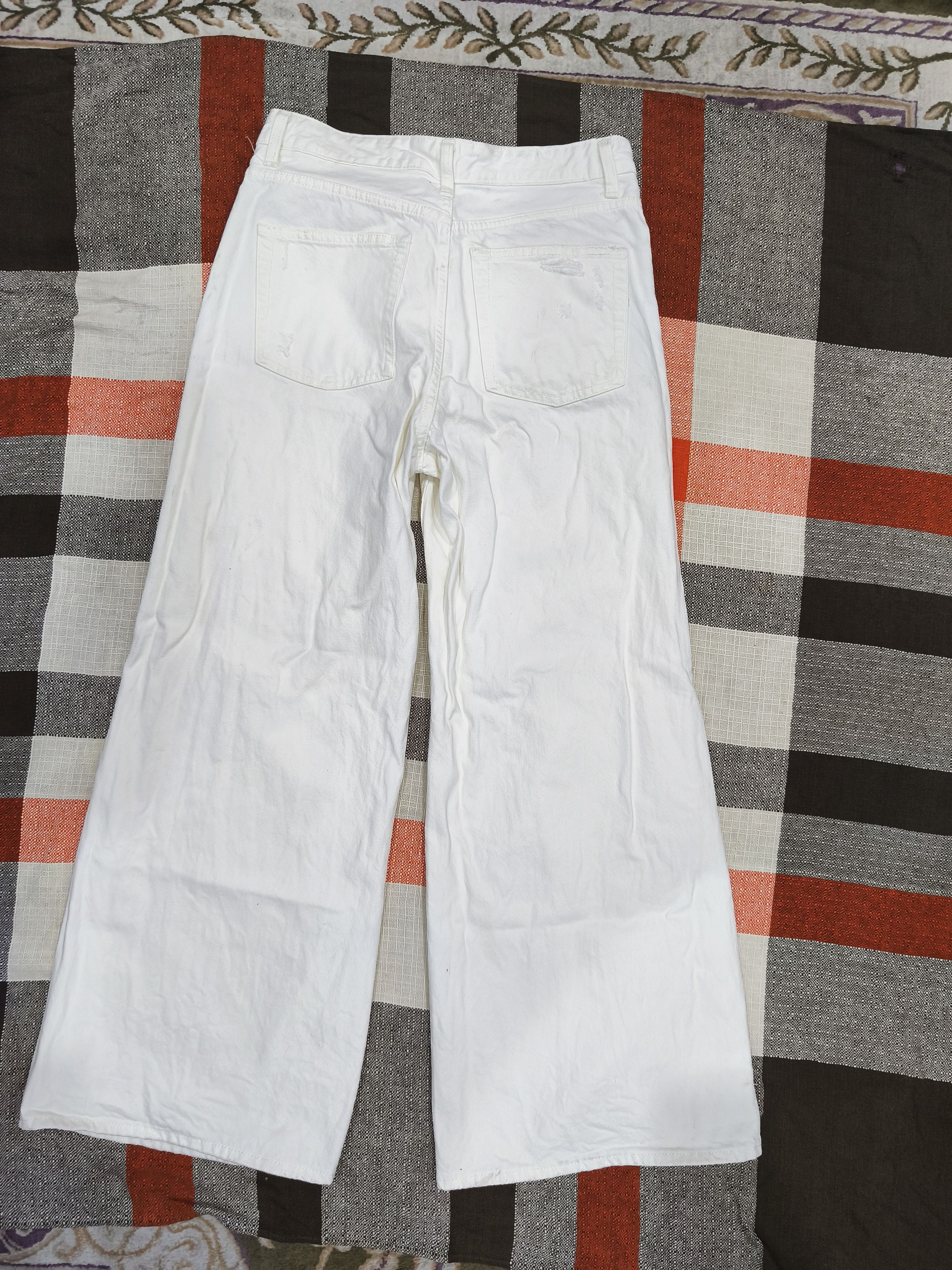 GU Distressed Gu jeans off white wide leg L Size 30" / US 8 / IT 44 - 8 Thumbnail