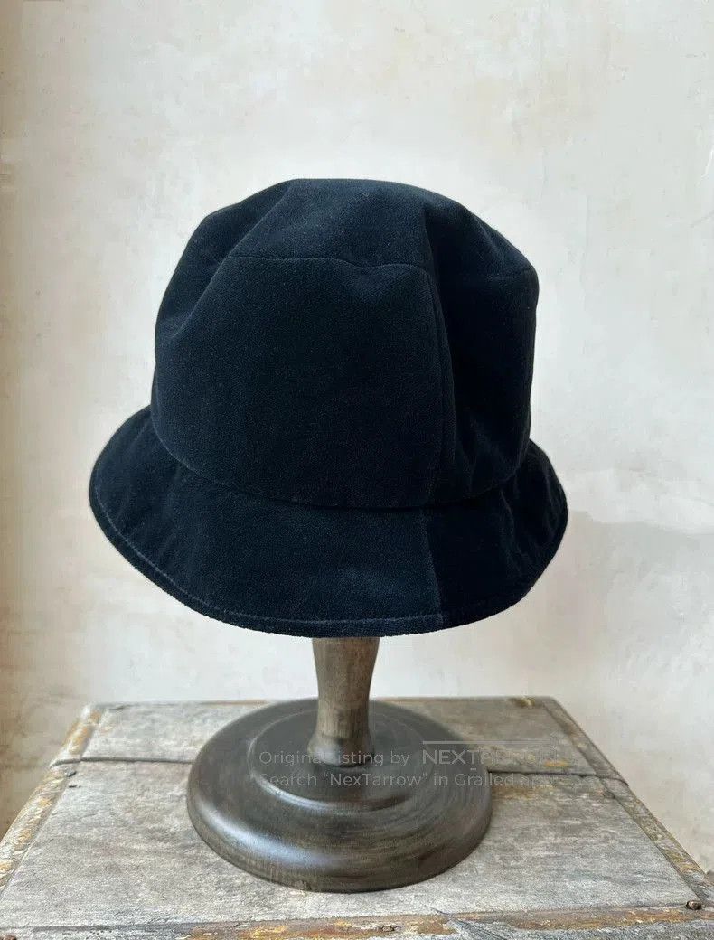 Vivienne Westwood Vivienne Westwood 90s Black Bucket Hat. Size ONE SIZE - 3 Thumbnail