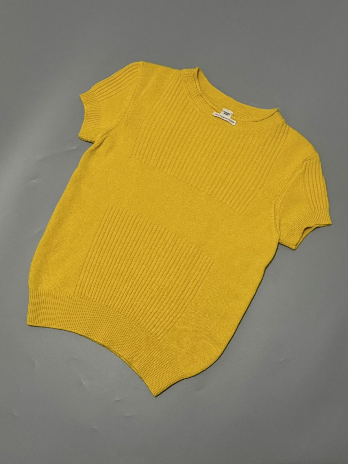Hermes Hermes Short Sleeve Knit - Yellow Size S / US 4 / IT 40 - 1 Thumbnail
