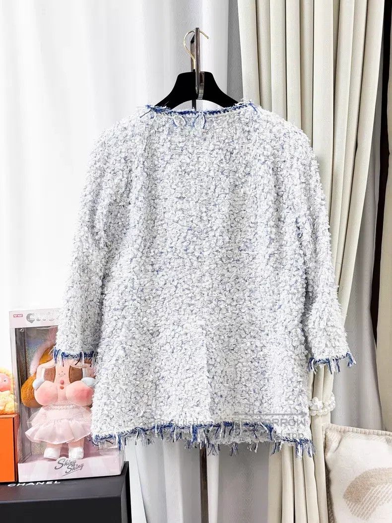 Chanel Chanel Shiny woven tweed 8-piece sleeve jacket Size M / US 6-8 / IT 42-44 - 3 Thumbnail
