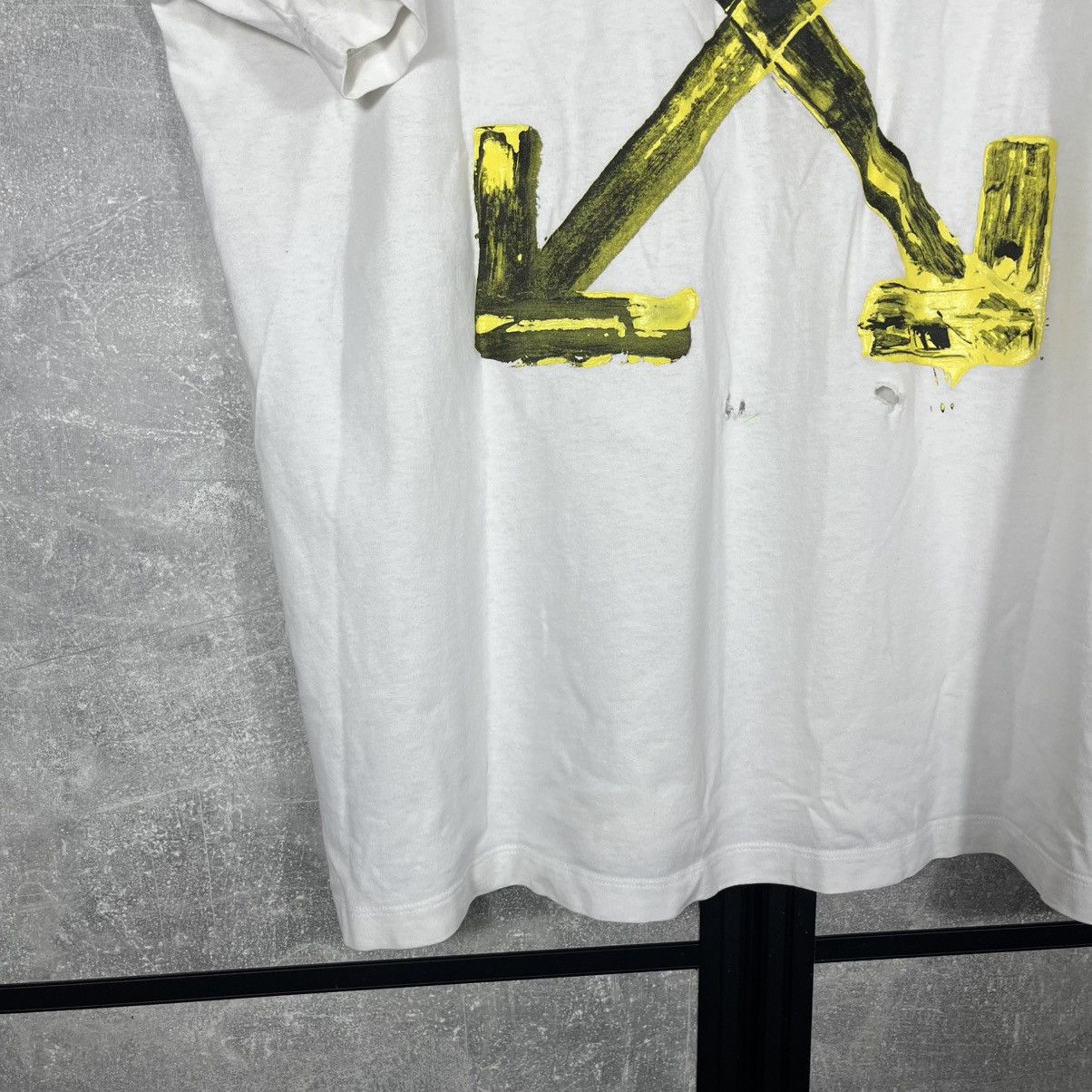 Off-White OFF WHITE ACRYLIC ARROWS VINTAGE TEE TSHIRT VIRGIL ABLOH Size US XL / EU 56 / 4 - 4 Thumbnail