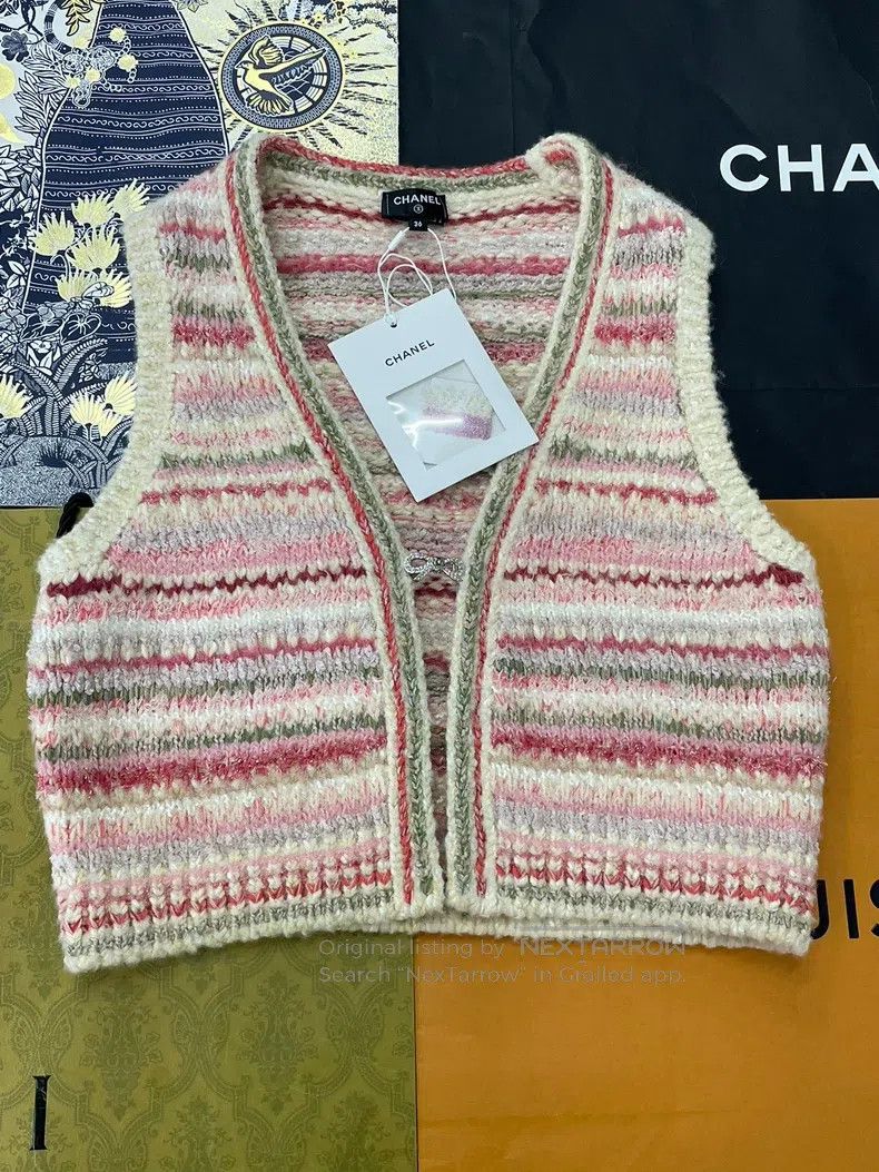 Chanel Chanel 24B colourful colour block striped bow button cardi Size XS / US 0-2 / IT 36-38 - 1 Thumbnail
