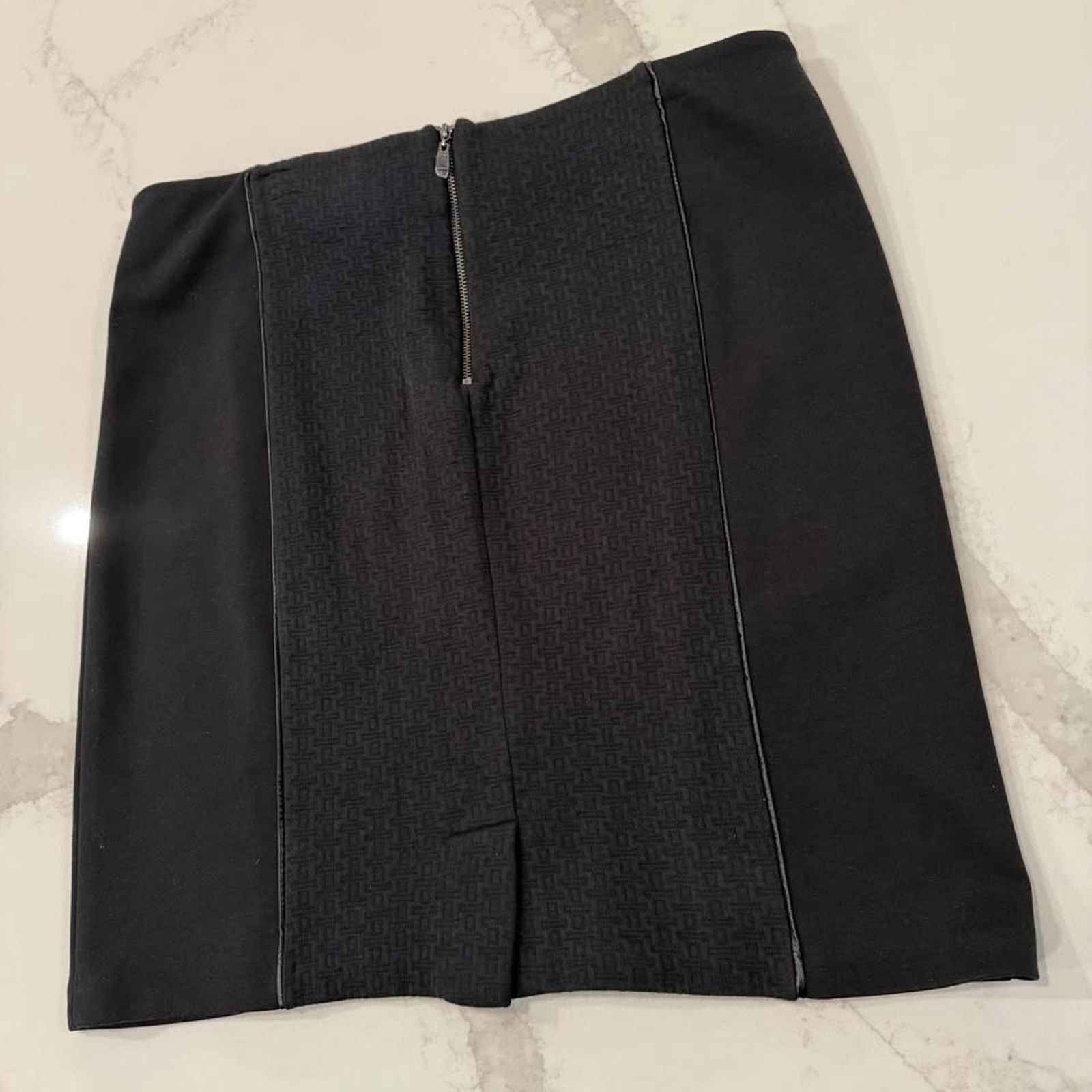 Laundry by Shelli Segal Laundry by Shelli Segal QuiltedTexture PencilSkirt Womens 12 Size 34" / US 12 / IT 48 - 6 Thumbnail