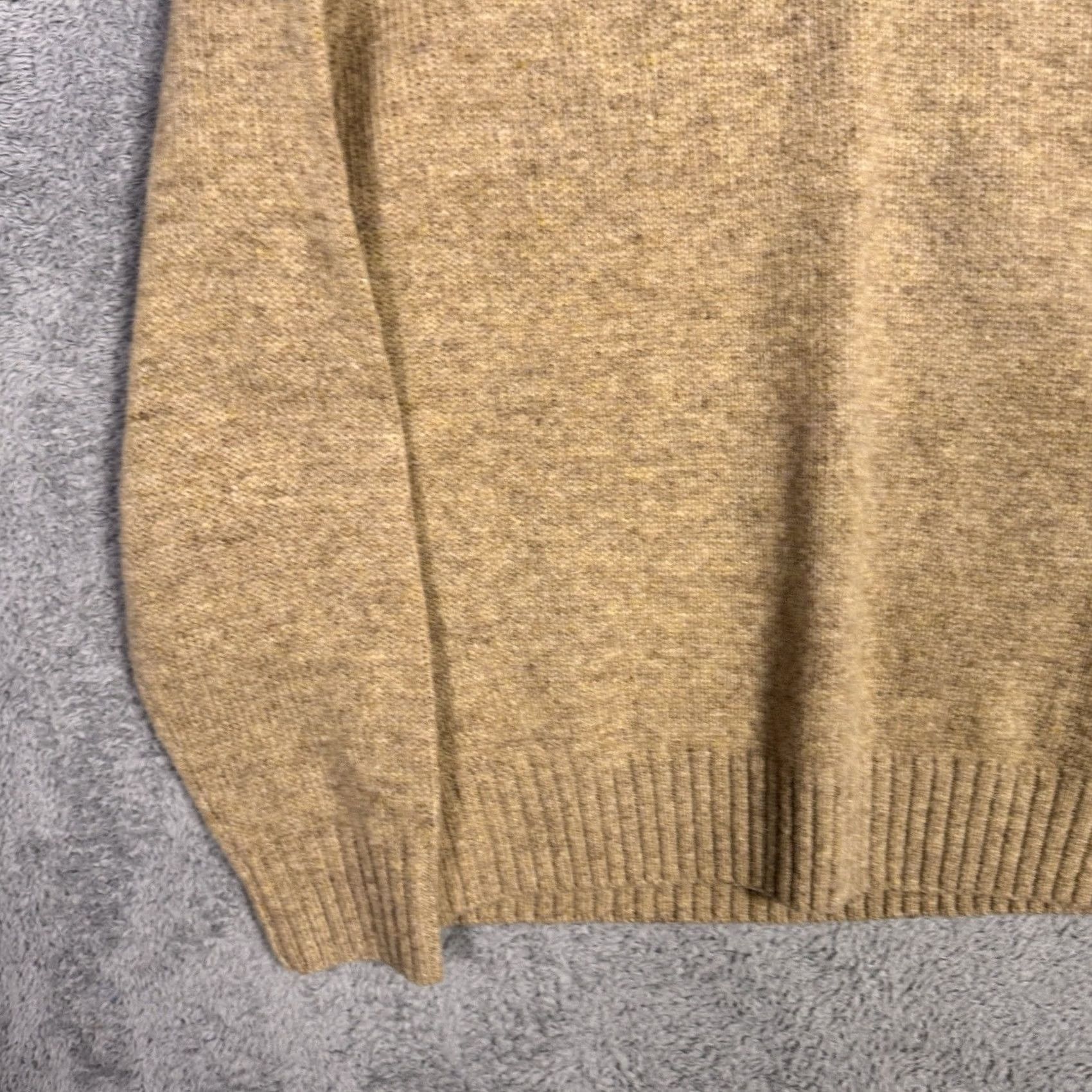 Vintage L.L. Bean Sweater Mens M 100% Shetland Wool V Neck Pullover Jumper Knit Brown Long Sleeve Regular Fit Winter Knit 264610 Mens Size US M / EU 48-50 / 2 - 3 Thumbnail