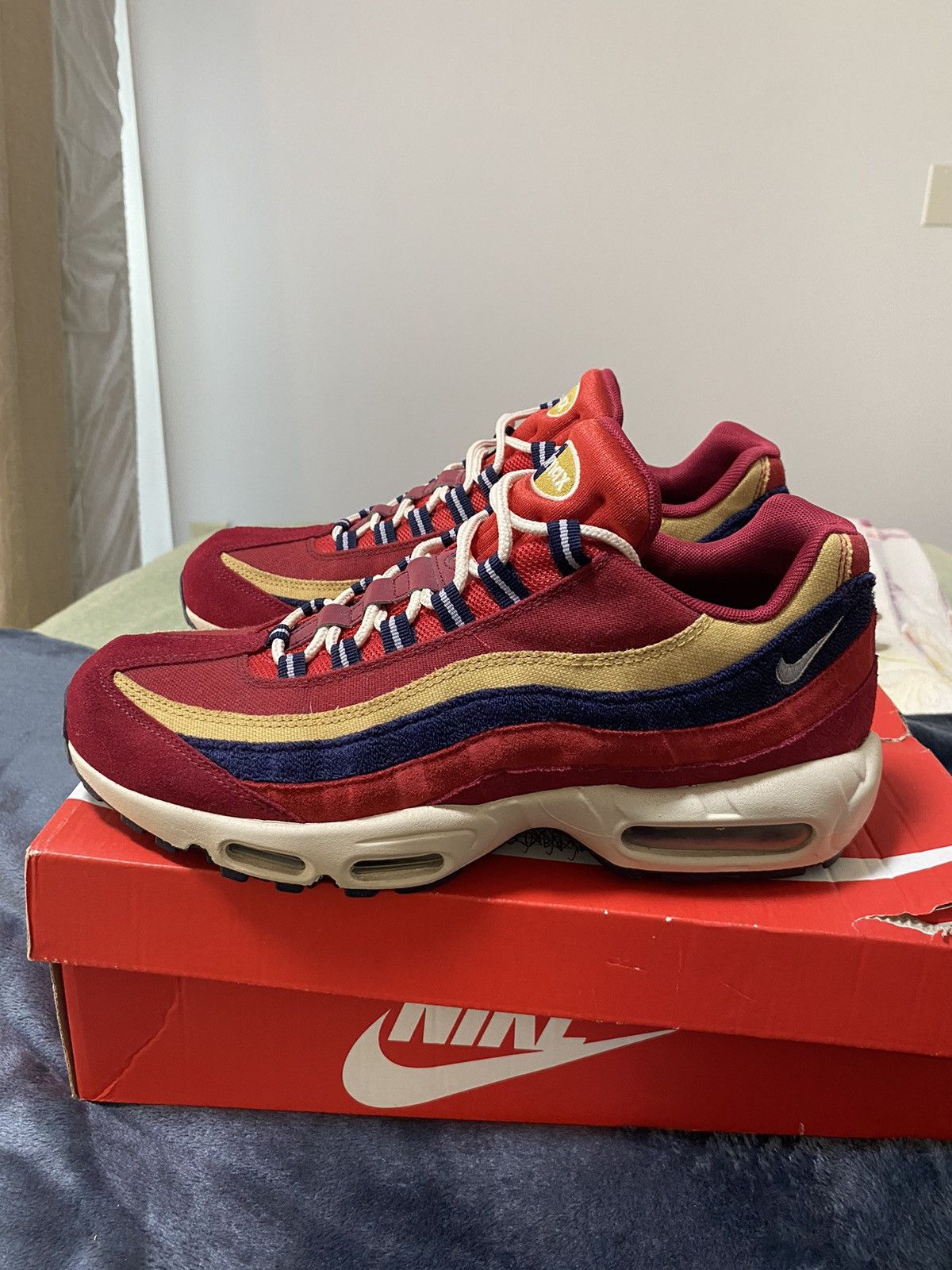 Vintage Nike Air Max 95 PRM (2018) Size 10 Men’s shoes Size US 9.5 / EU 42-43 - 4 Thumbnail