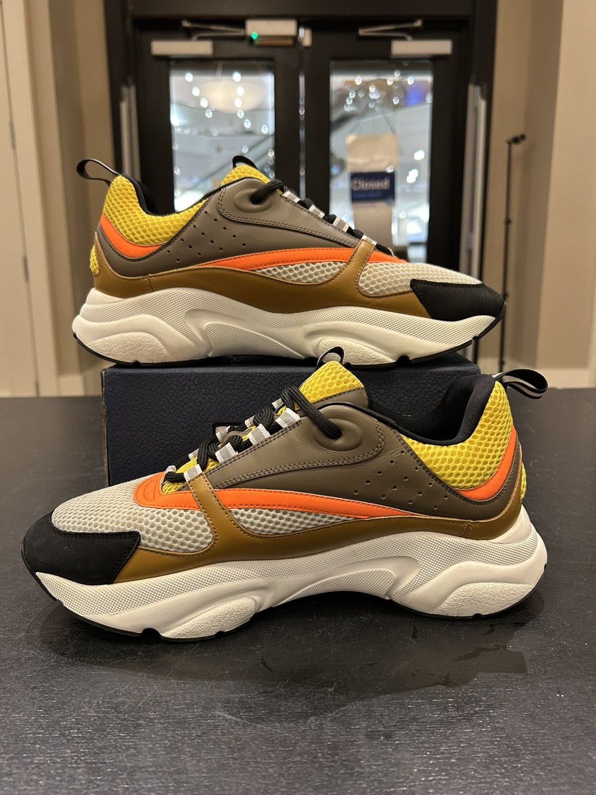 Dior Dior B22 - Khaki Orange Size US 11 / EU 44 - 2 Thumbnail