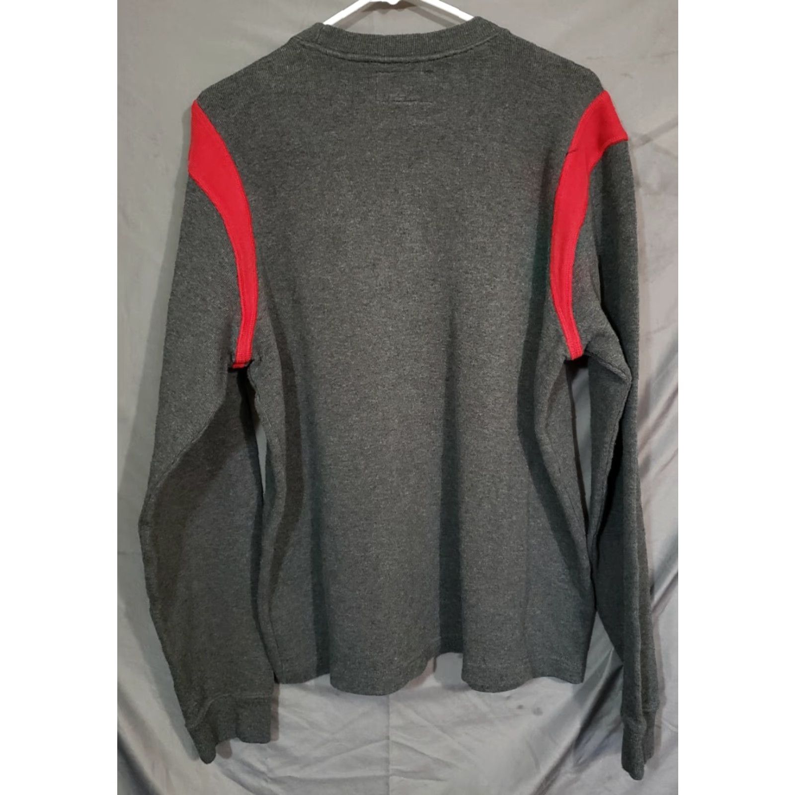 Abercrombie & Fitch Abercrombie & Fitch XL Mens Muscle Crew Neck Sweater Gray Red Cotton Knit Logo VINTAGE (if applicable) Mens Size US XL / EU 56 / 4 - 3 Thumbnail
