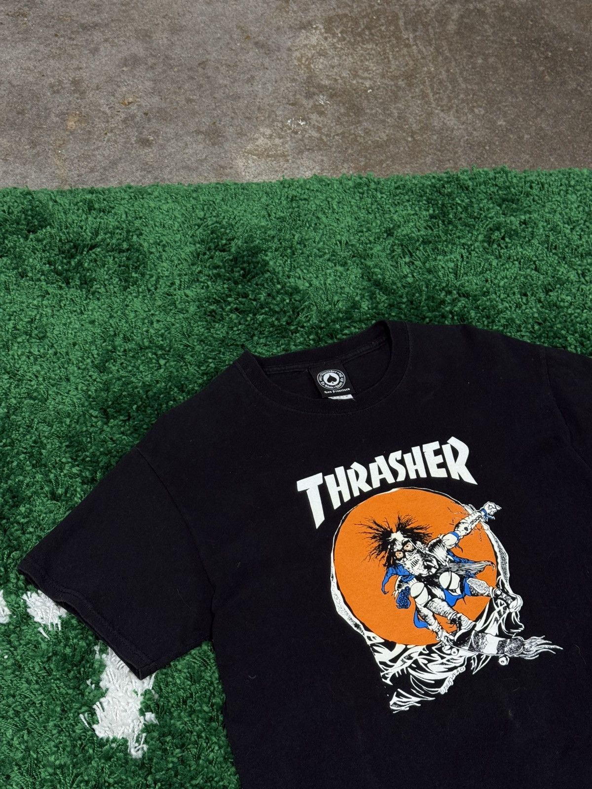 Thrasher Black Outlaw Skate Board Ghoul Raider Logo Tee