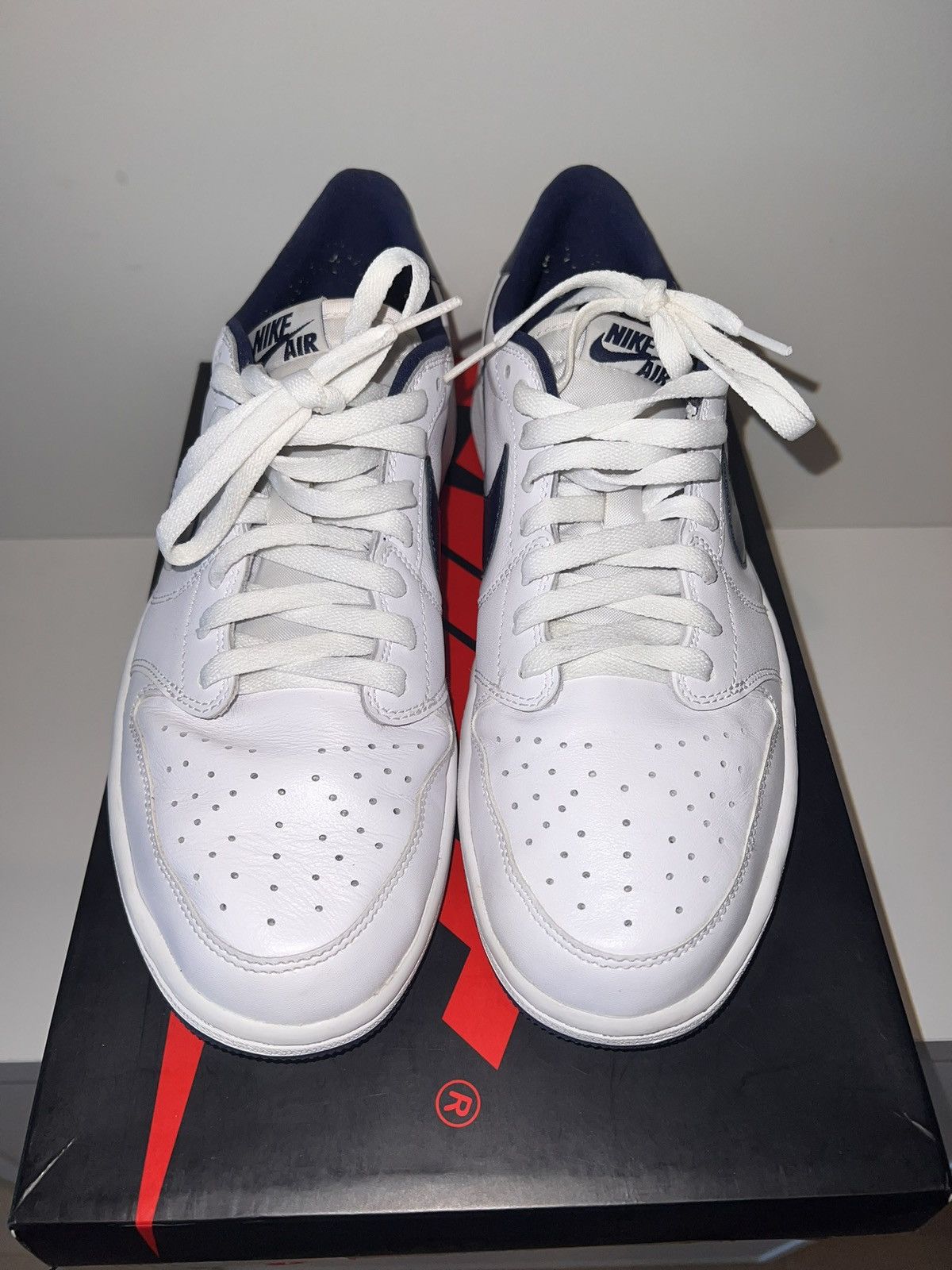 Nike 2016 Nike Air Jordan 1 Retro Low OG White Midnight Navy Size US 11 / EU 44 - 1 Thumbnail