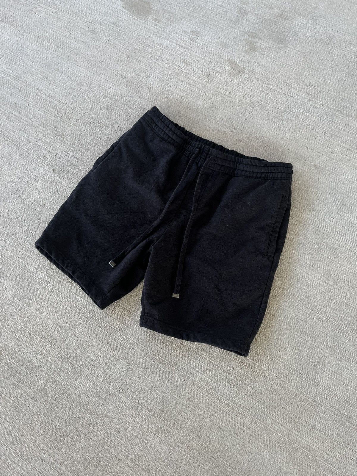 Talentless Talentless Black Shorts Size US 32 / EU 48 - 2 Thumbnail