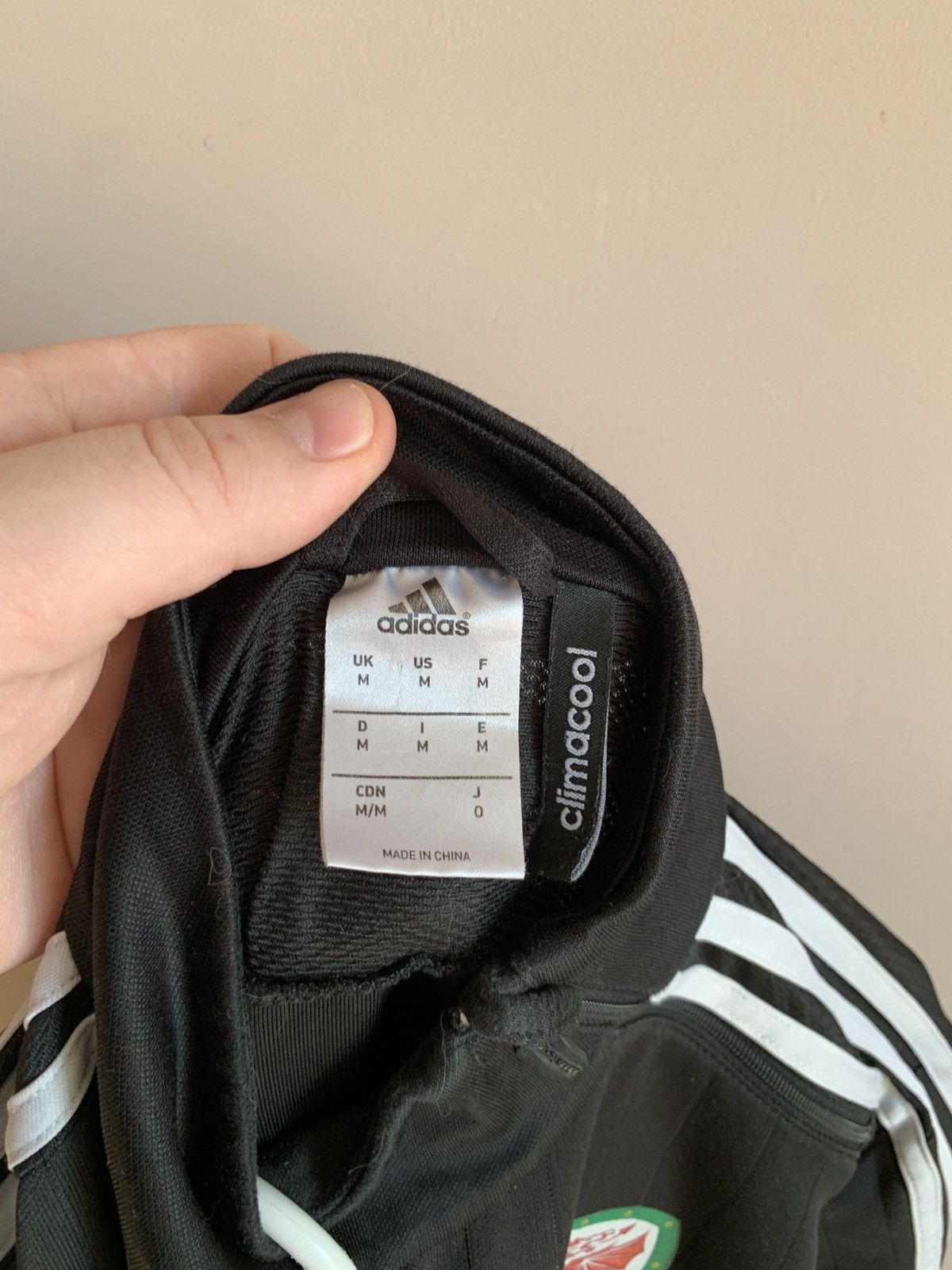 Adidas Wales 2016 Football Sweatshirt Adidas Soccer Black Size M Size US M / EU 48-50 / 2 - 10 Thumbnail