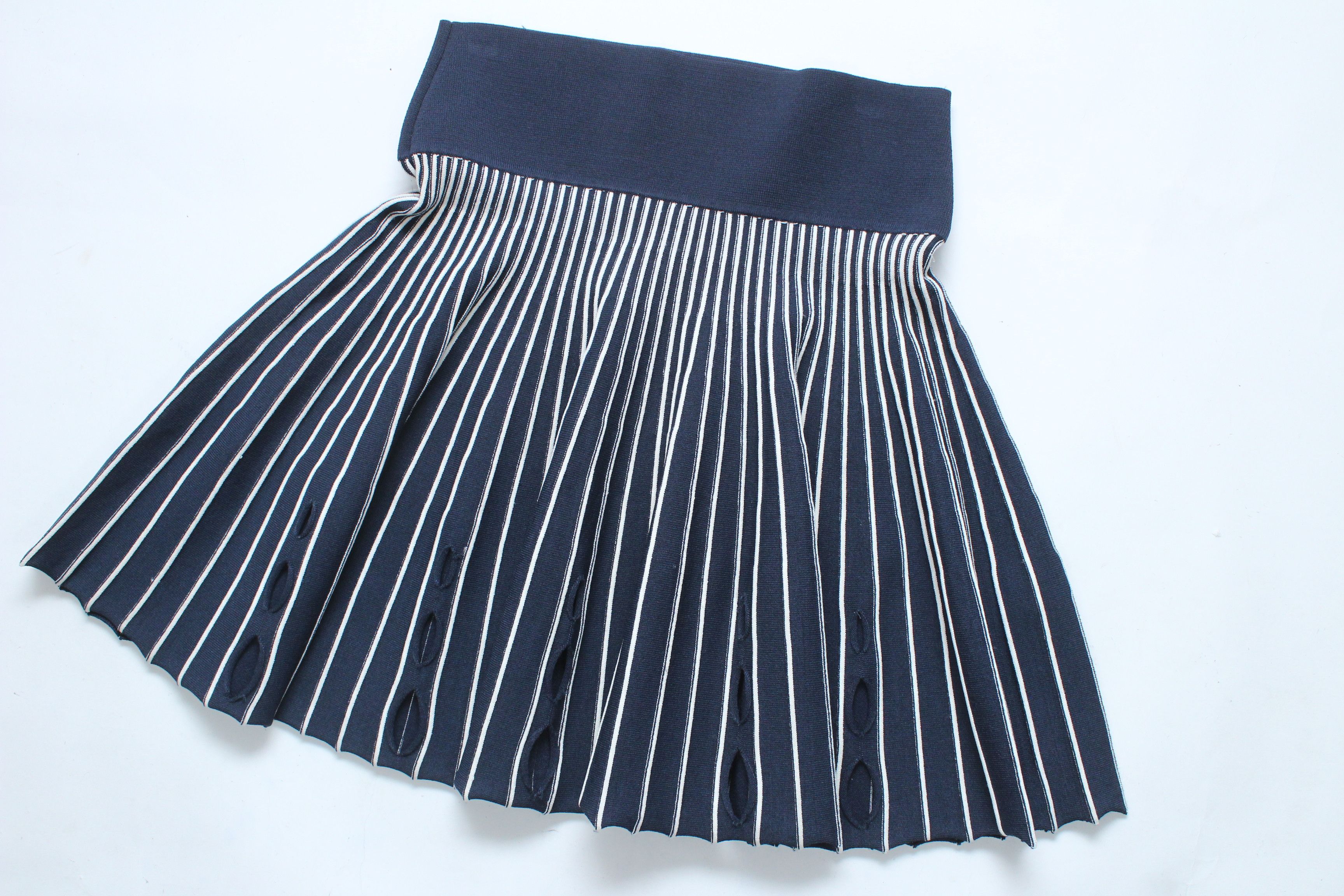 Opening Ceremony Opening Ceremony Striped Knit Pleated Mini Skirt Navy Size 34" / US 12 / IT 48 - 2 Thumbnail