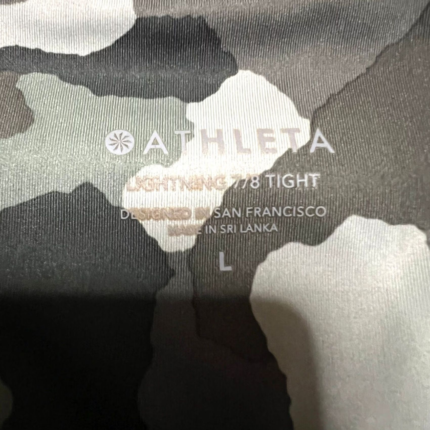 Athleta Athleta Leggings Womens Large Lightning 7/8 Tight Green Pocket Pants Size 36" / US 14 / IT 50 - 5 Thumbnail
