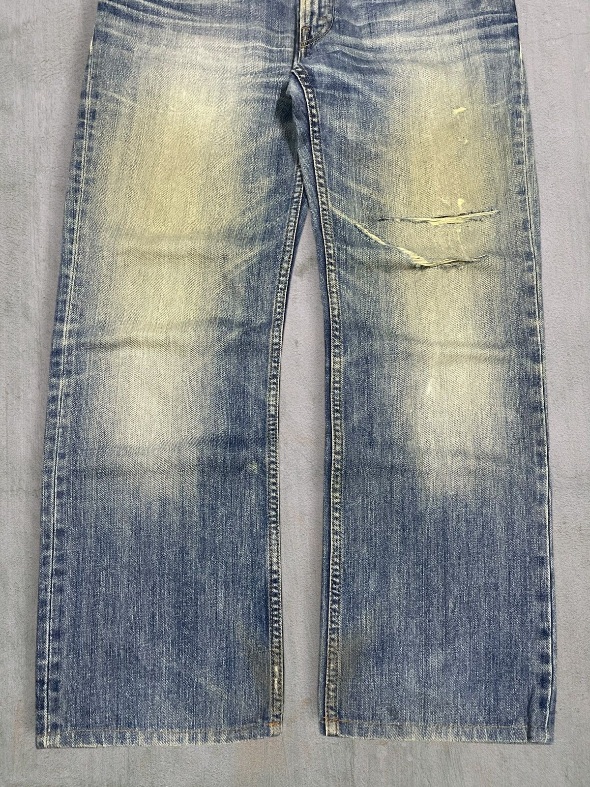 Levi's Vintage Levi’s 502 Zipped Pocket Baggy Fit Distressed Jeans Size US 34 / EU 50 - 3 Thumbnail