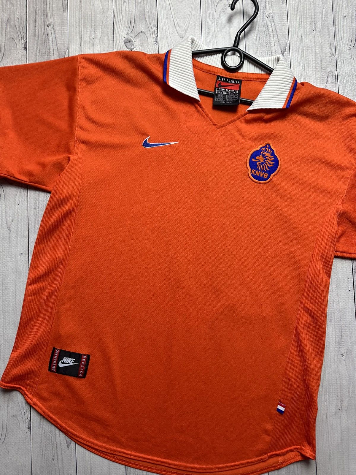 Nike × Vintage Vintage Nike Holland Nederland soccer jersey Van Hooijdonk Size US XL / EU 56 / 4 - 3 Thumbnail