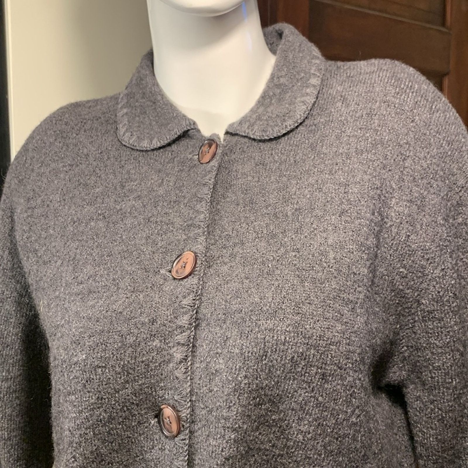 Vintage Squaw Valley gray wool cardigan sweater with whipstitch trim Size L / US 10 / IT 46 - 2 Thumbnail
