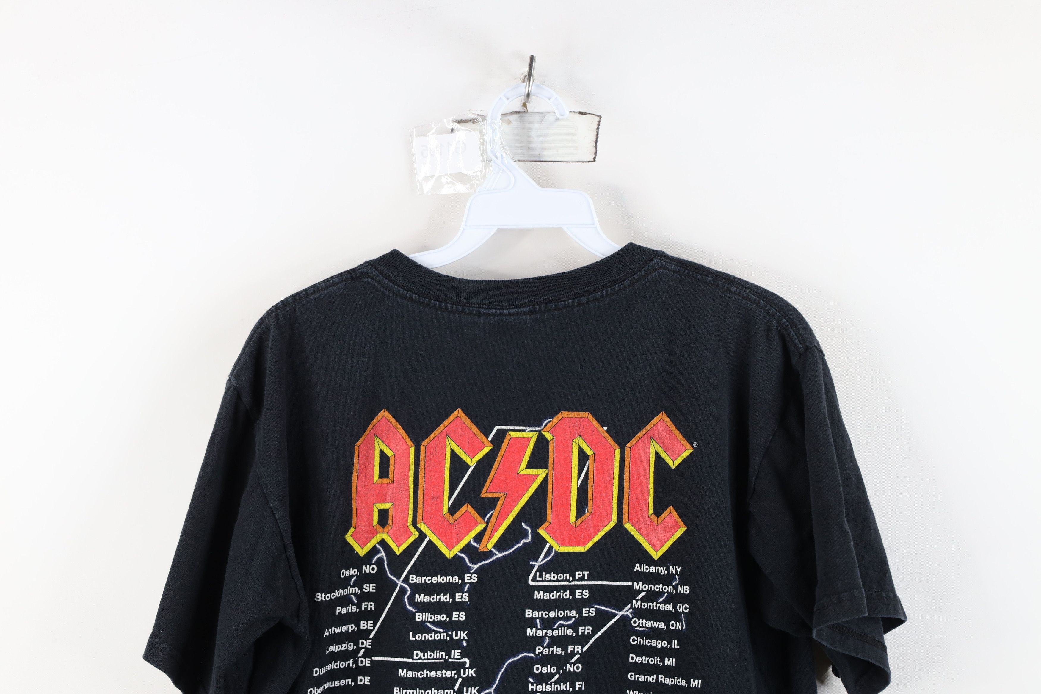 Vintage Vintage Y2K 2009 Ice World Tour ACDC Band T-Shirt Black Size US M / EU 48-50 / 2 - 14 Thumbnail