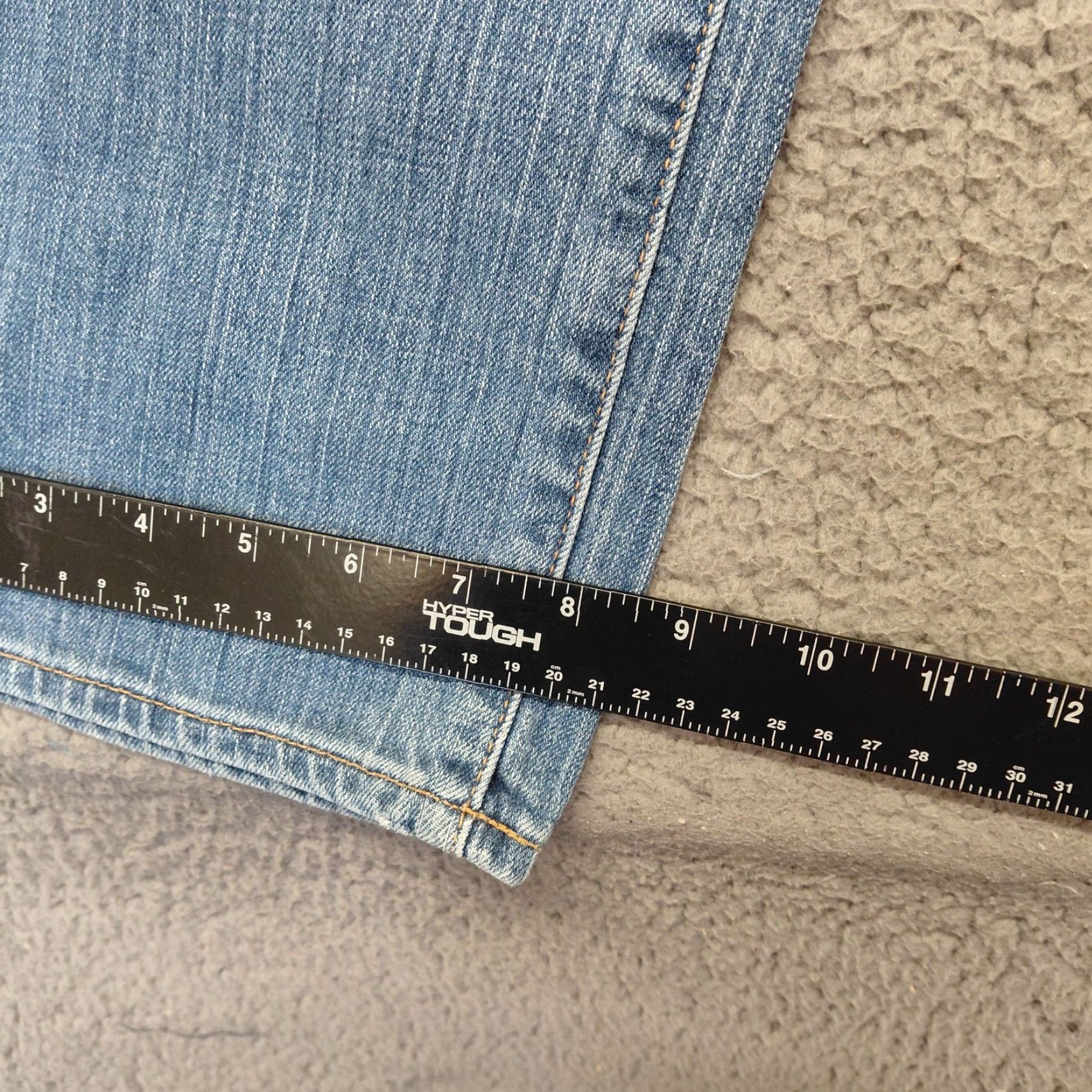 Eddie Bauer Eddie Bauer Jeans Women’s Size 6 L Blue Classic Fit Straight Leg Medium Wash Shirt? Size 28" / US 6 / IT 42 - 5 Thumbnail