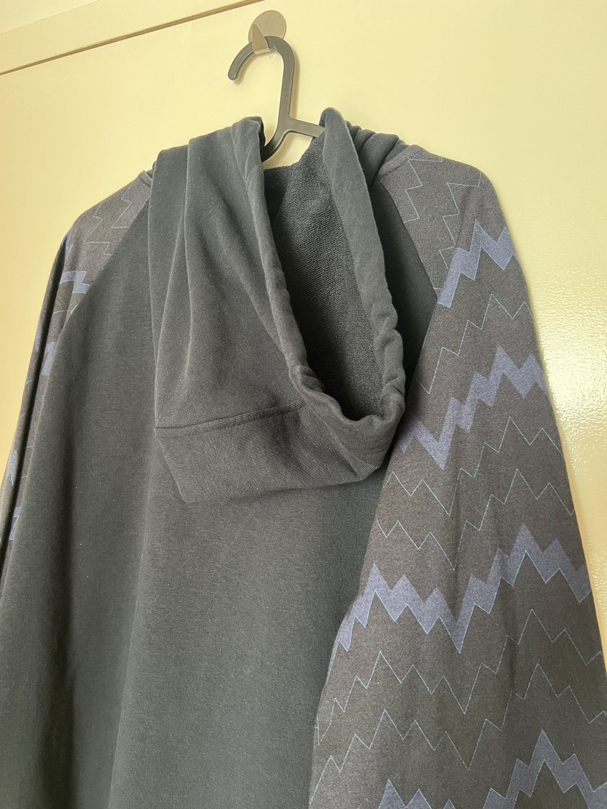 Missoni Missoni Men's Zig Zag Pattern Zip Hoodie Navy Blue X-Large Size US XL / EU 56 / 4 - 17 Thumbnail