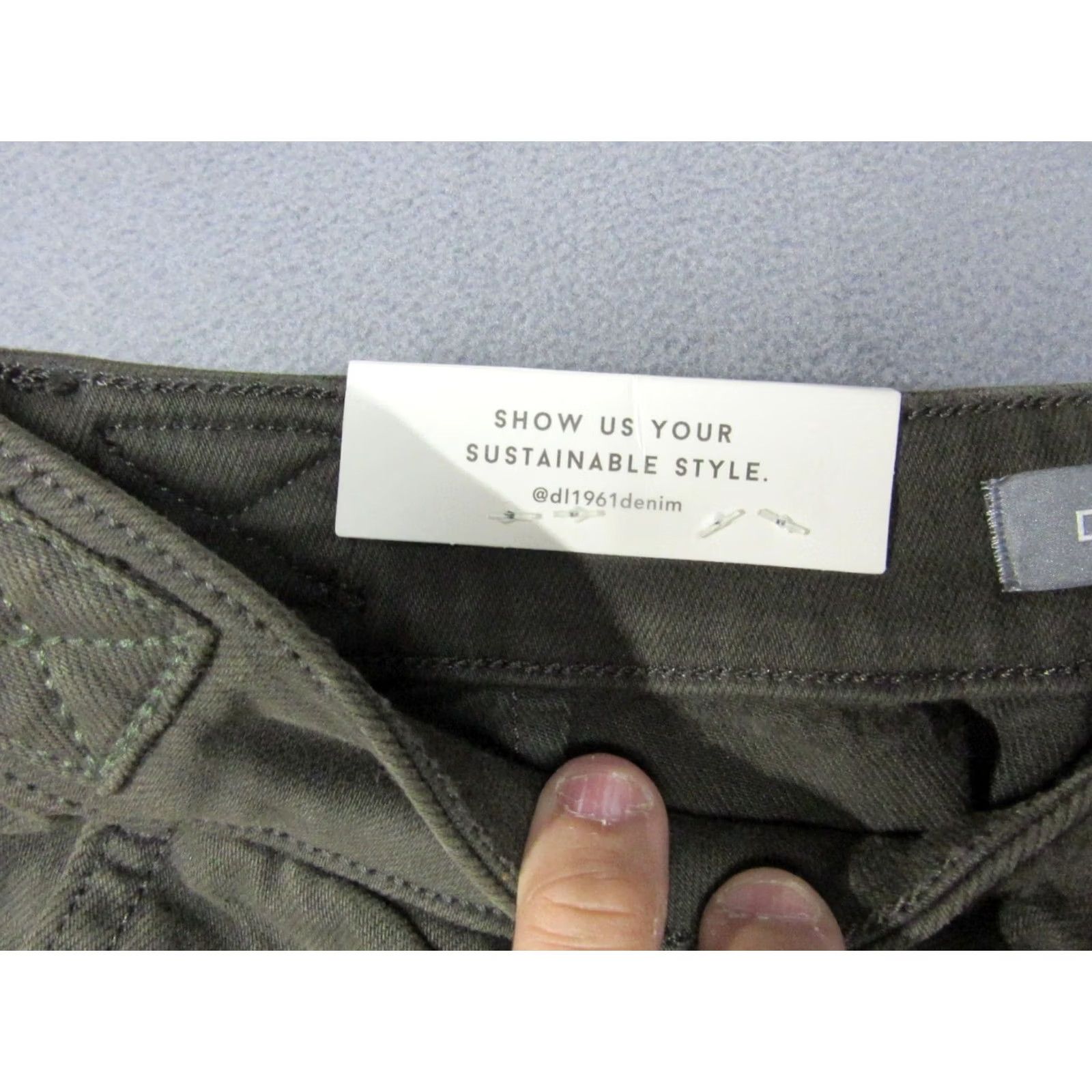 DL1961 DL1961 Jeans Womens 28 Green Hepburn High Rise Wide Leg Pockets Zip-Fly With Tags Size 28" / US 6 / IT 42 - 6 Thumbnail