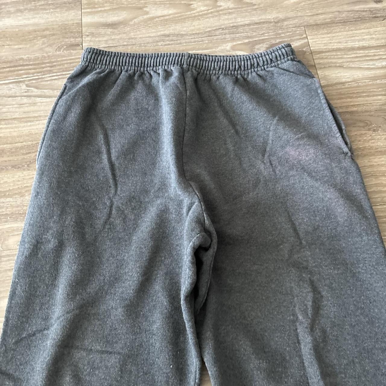 Japanese Brand Crazy Vintage Y2K/2000s Dark Grey Essential Sweatpants! Size M Size US 32 / EU 48 - 4 Thumbnail