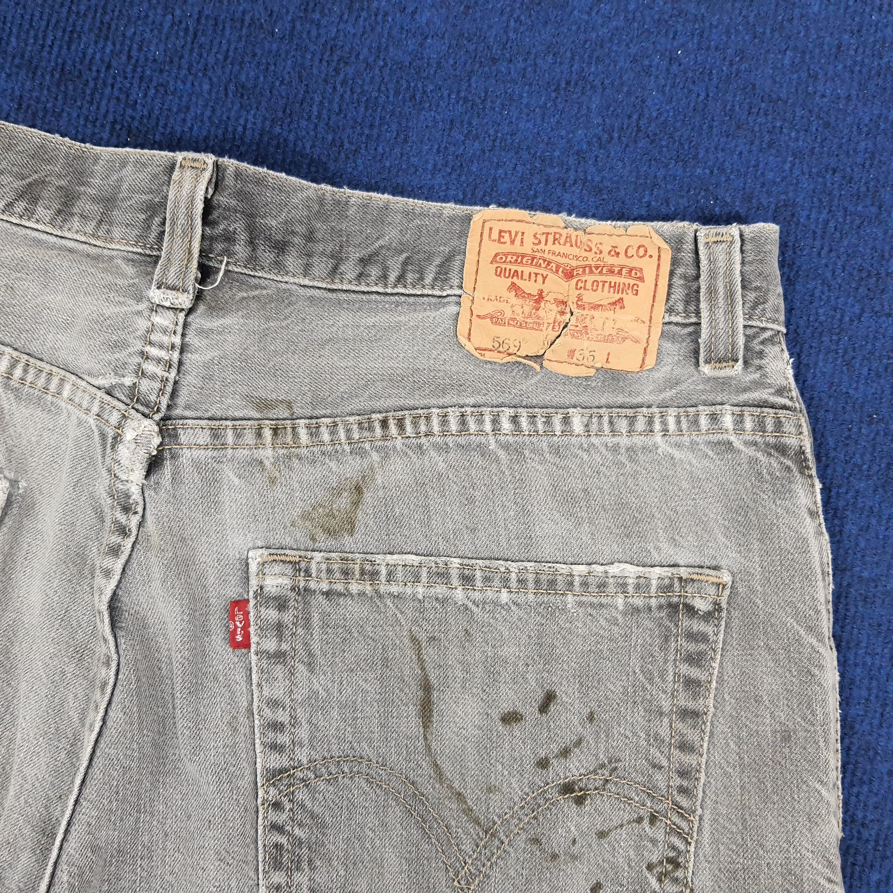 Levi's × Vintage Vintage Levi's 569 Loose Distressed Short Jeans Size US 36 / EU 52 - 4 Thumbnail